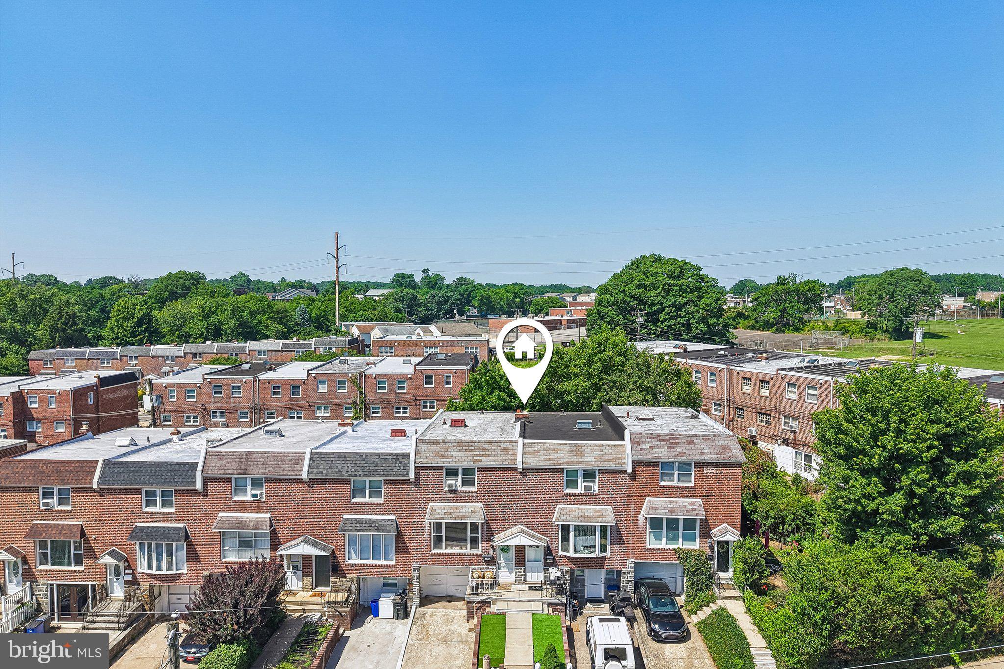 HOLME CIRCLE - Residential