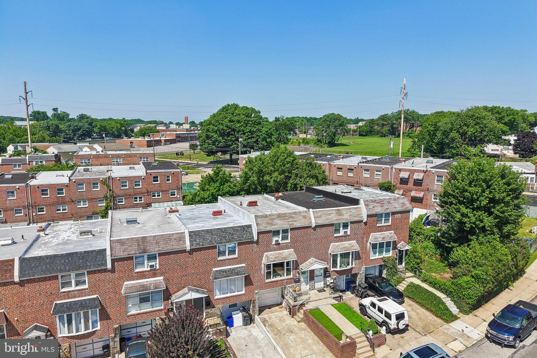 HOLME CIRCLE - Residential