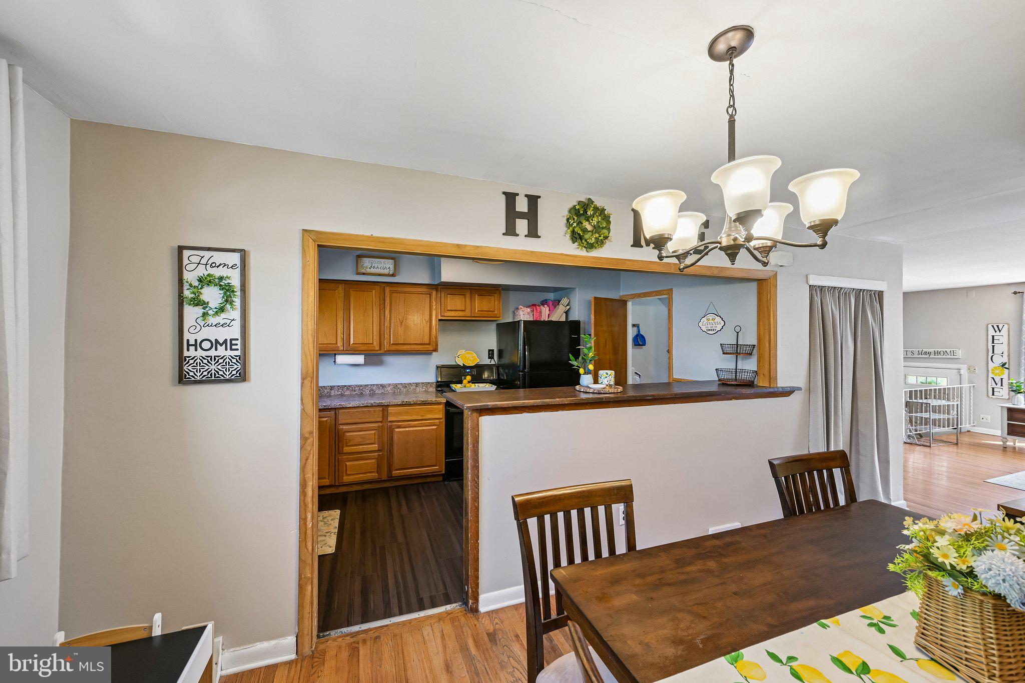 HOLME CIRCLE - Residential