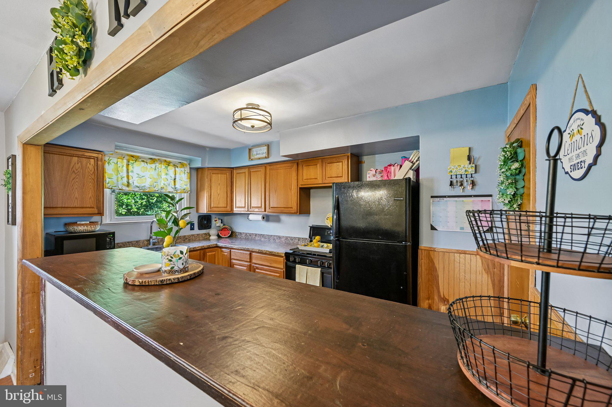 HOLME CIRCLE - Residential