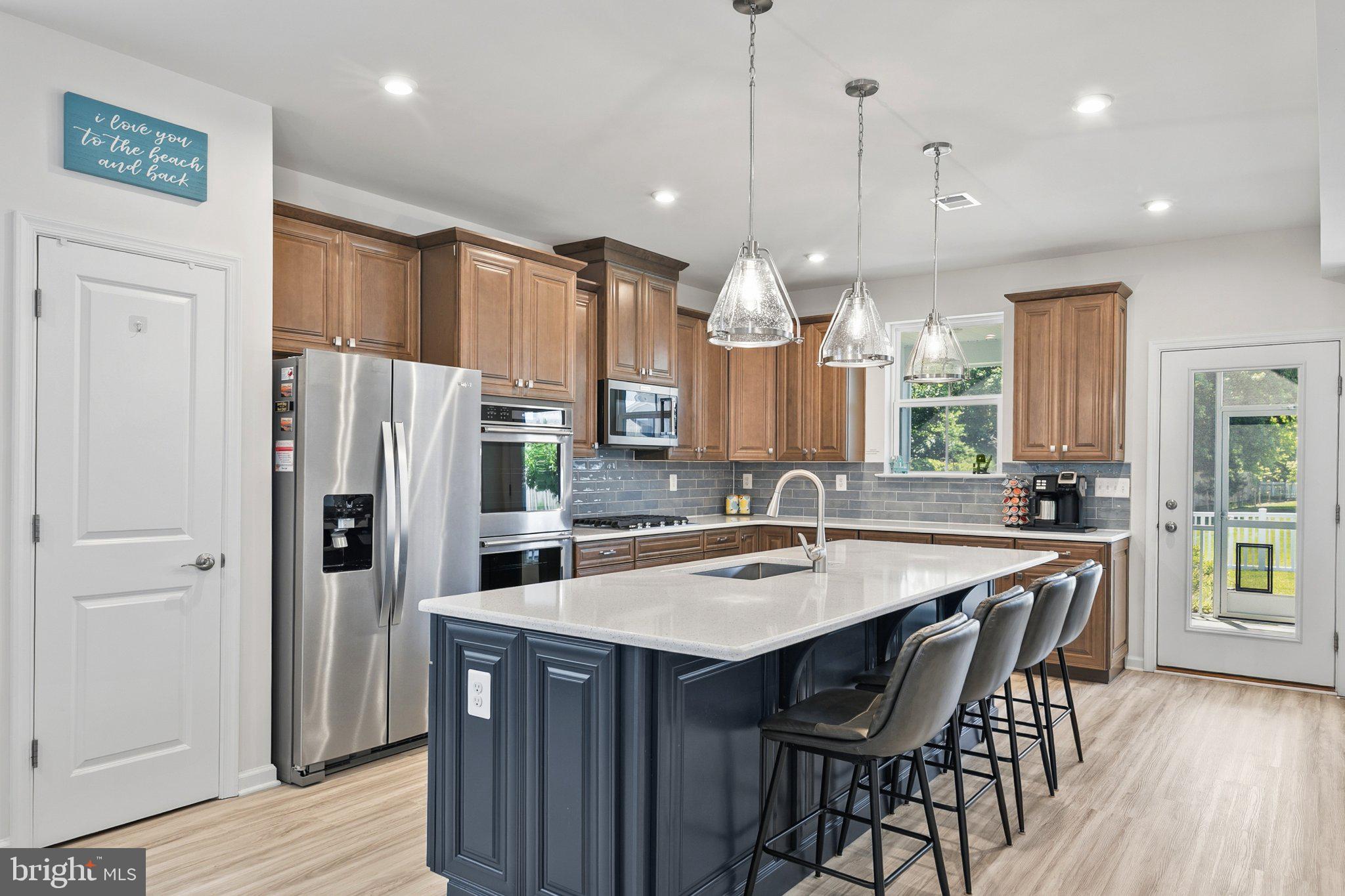 SYCAMORE CHASE - Residential