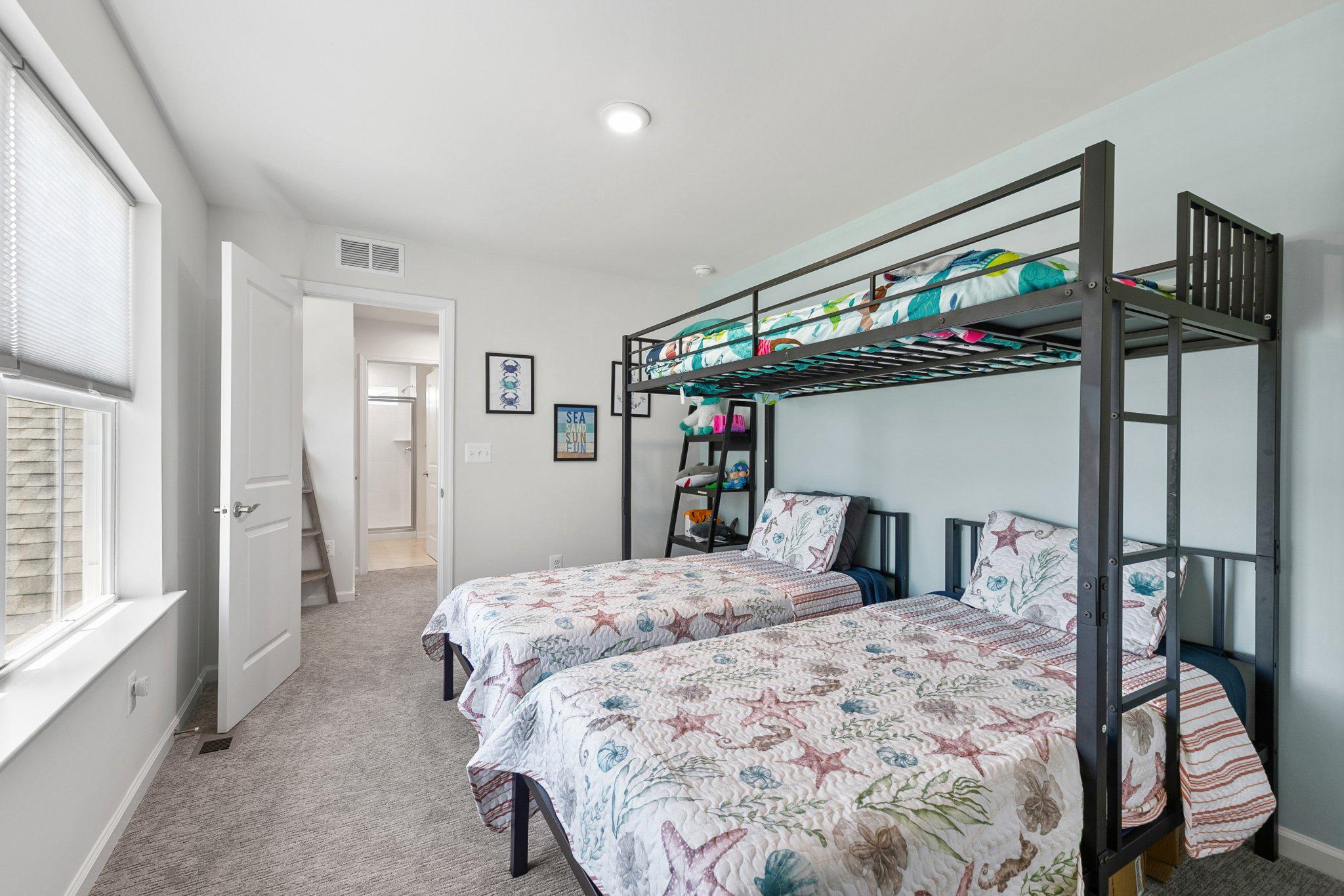 SYCAMORE CHASE - Residential