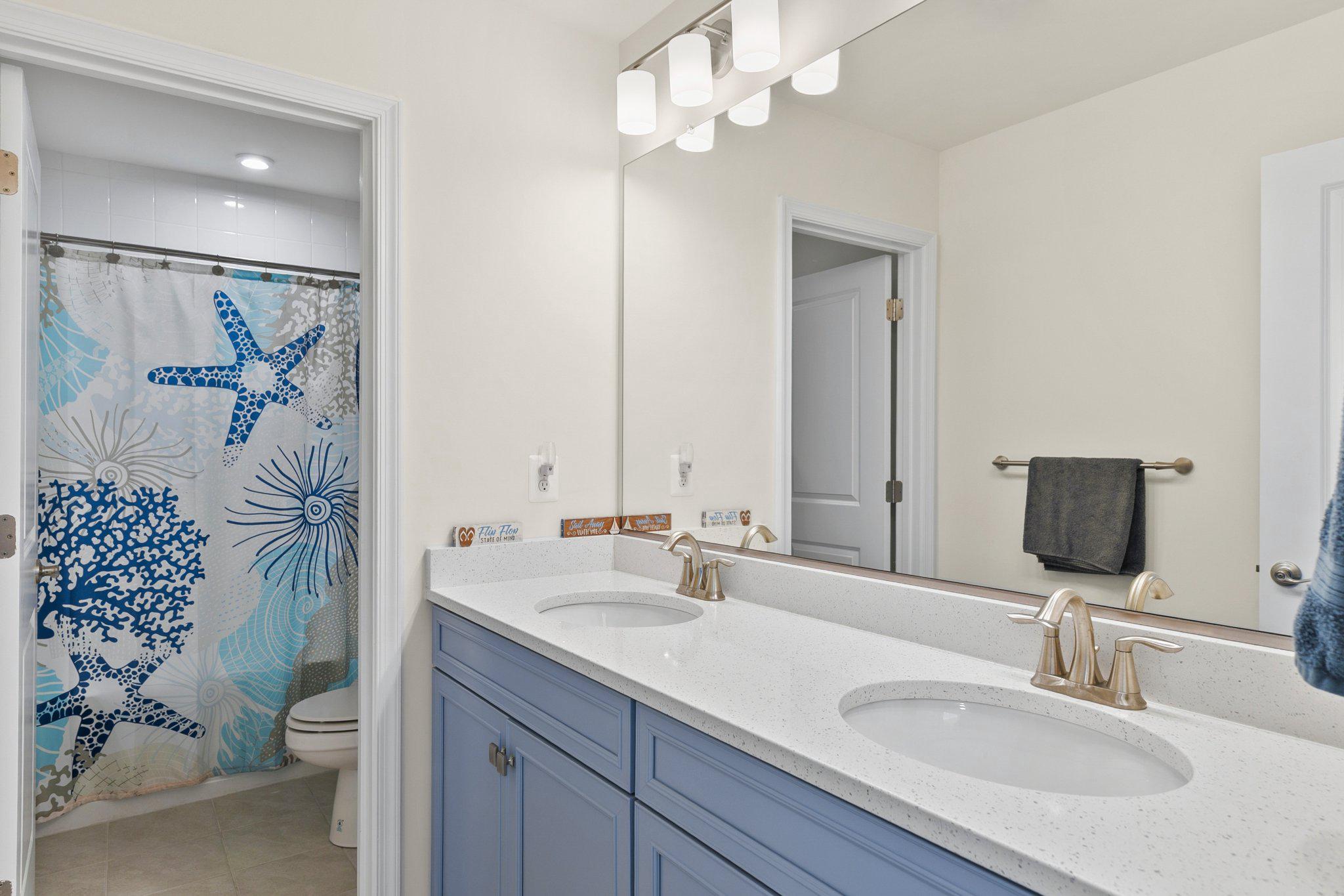 SYCAMORE CHASE - Residential