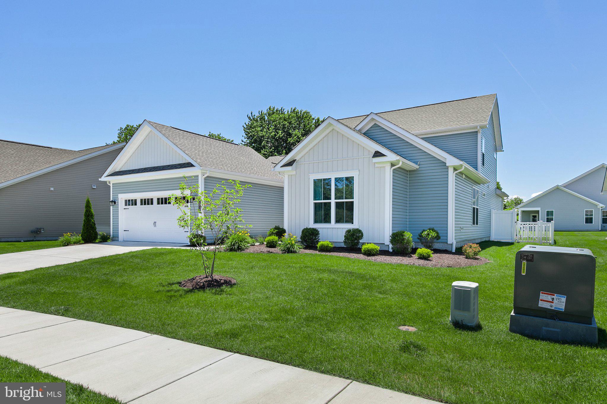SYCAMORE CHASE - Residential