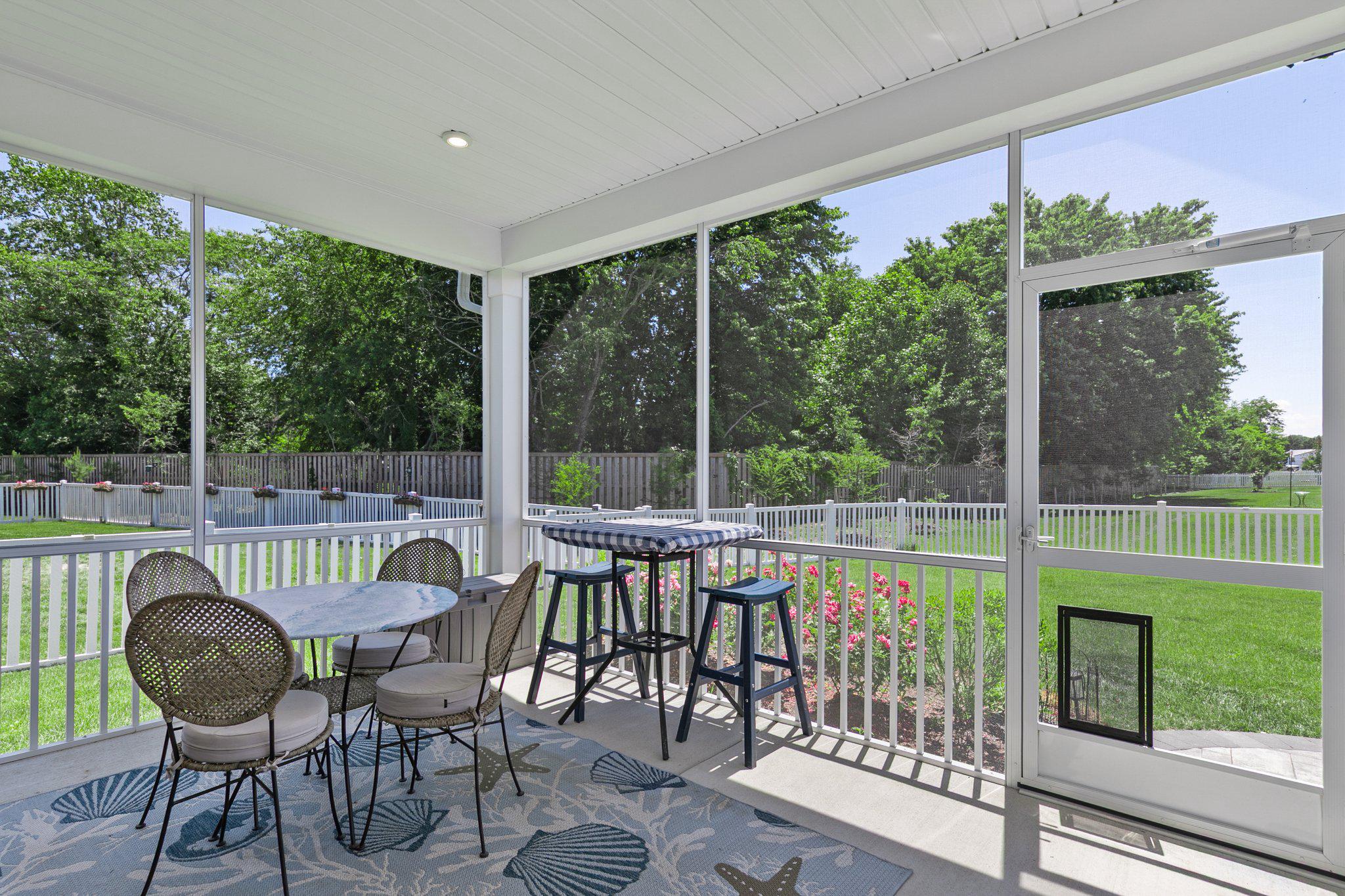 SYCAMORE CHASE - Residential