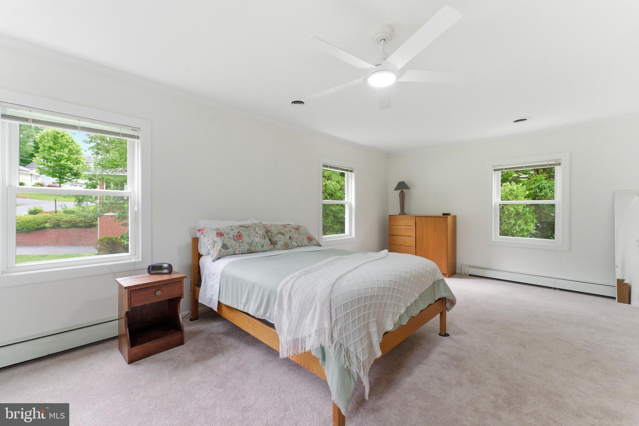 HILLANDALE - Residential