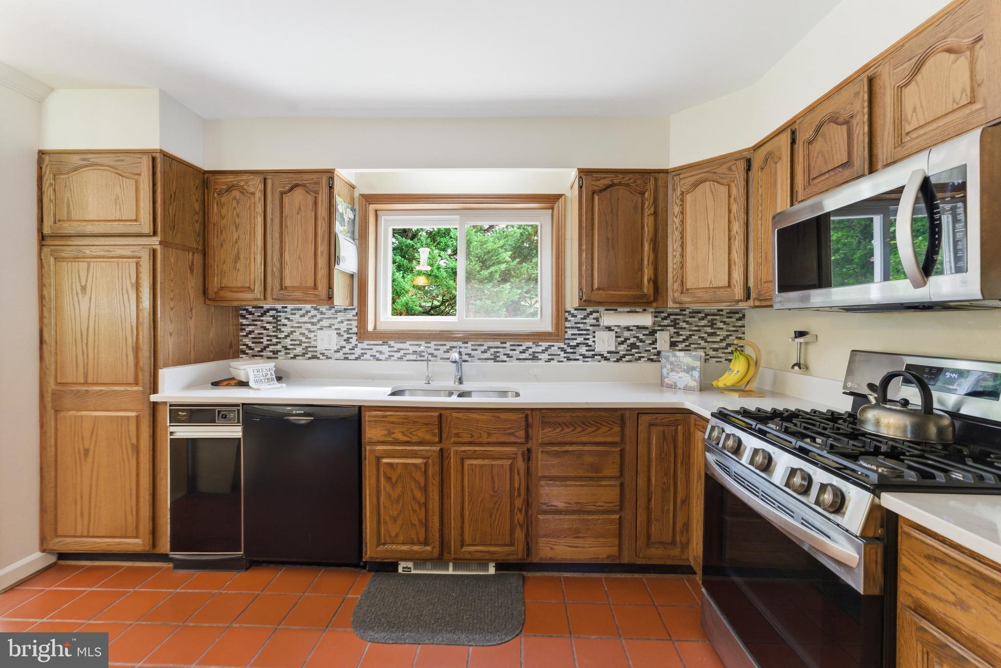 HILLANDALE - Residential