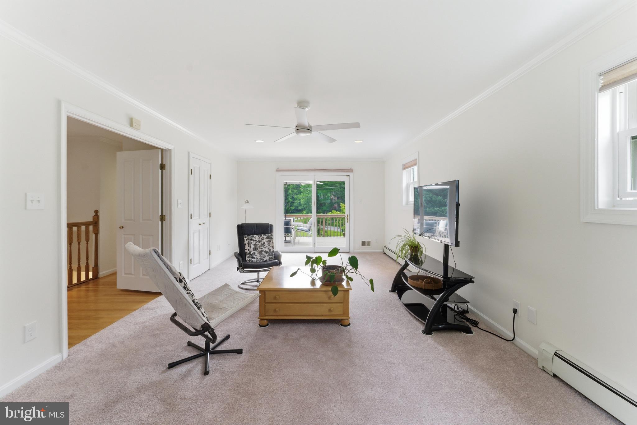 HILLANDALE - Residential