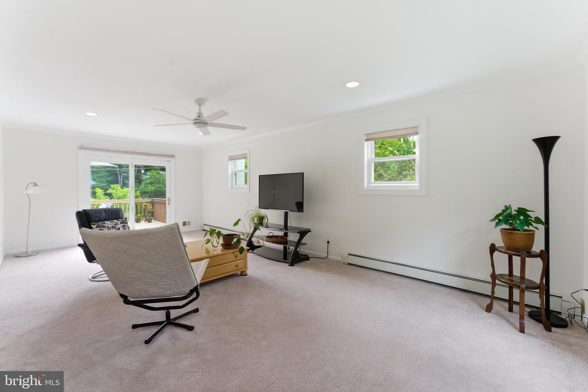HILLANDALE - Residential