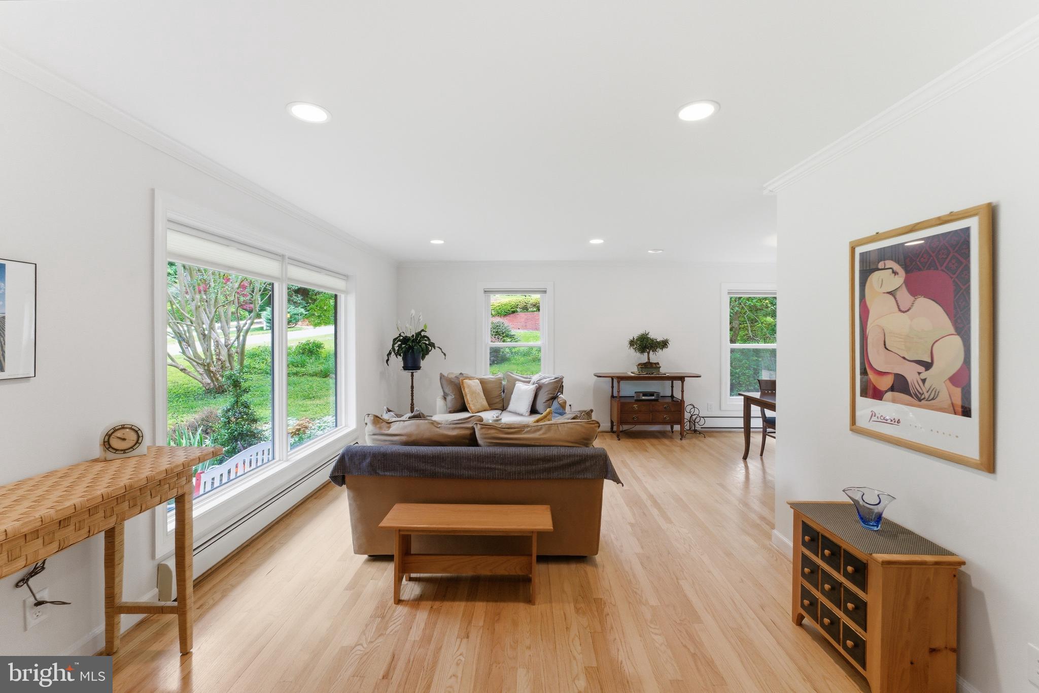 HILLANDALE - Residential