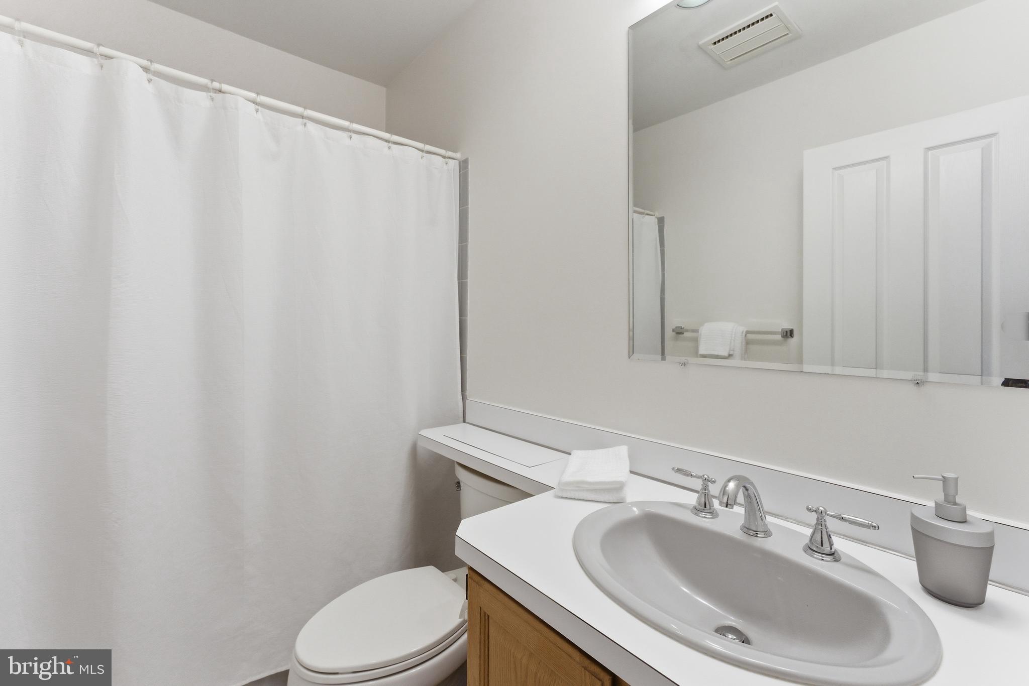 HILLANDALE - Residential