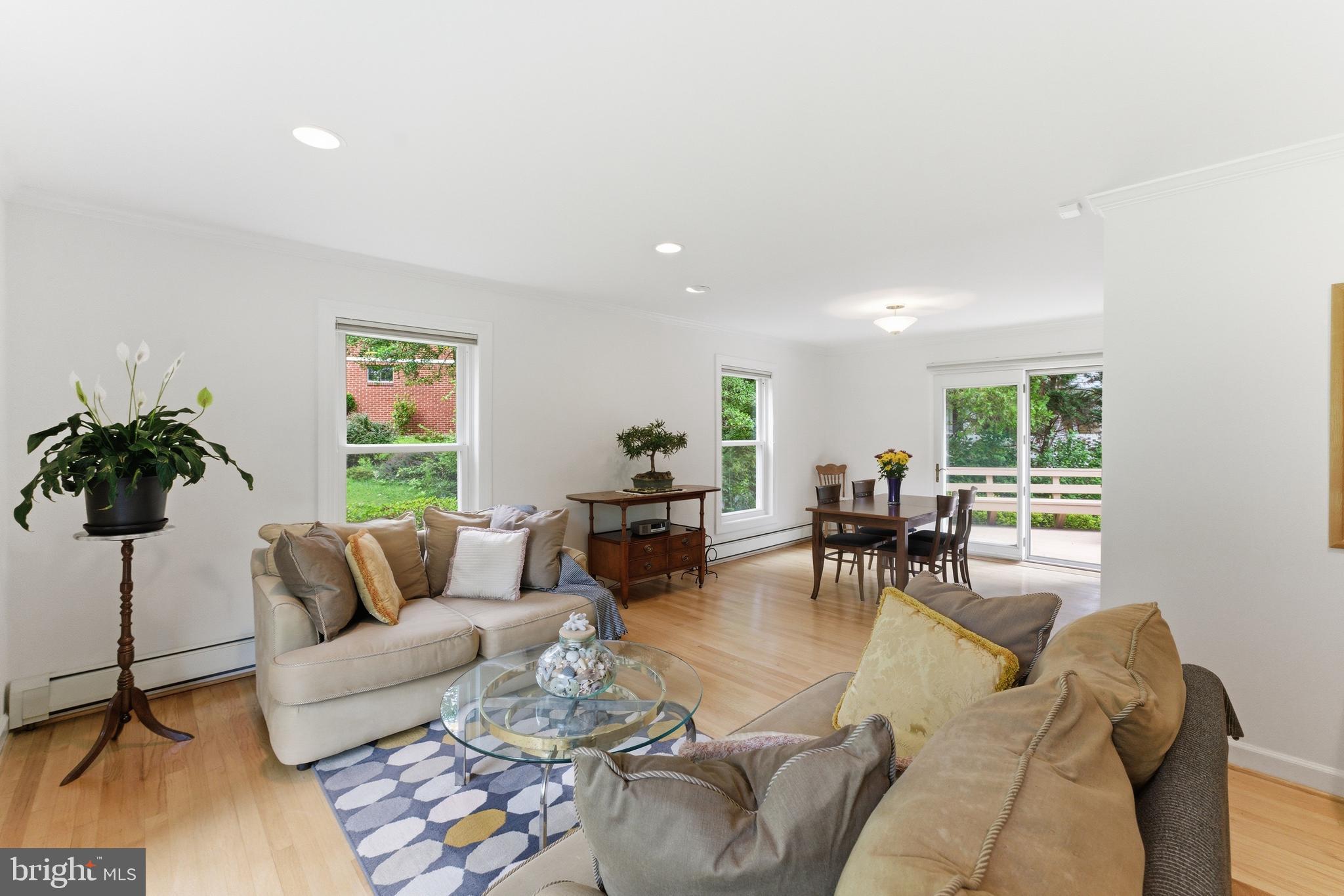 HILLANDALE - Residential