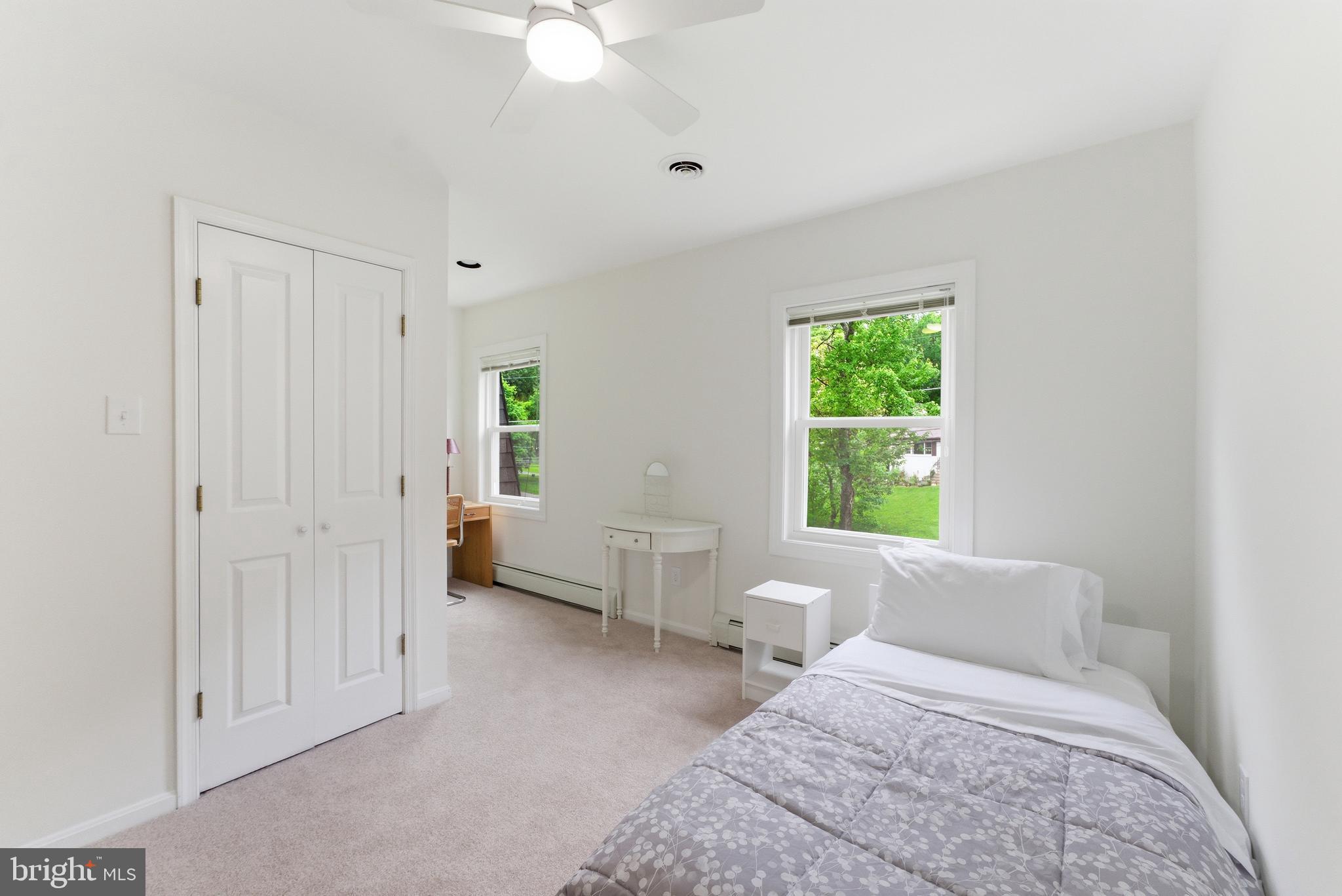 HILLANDALE - Residential