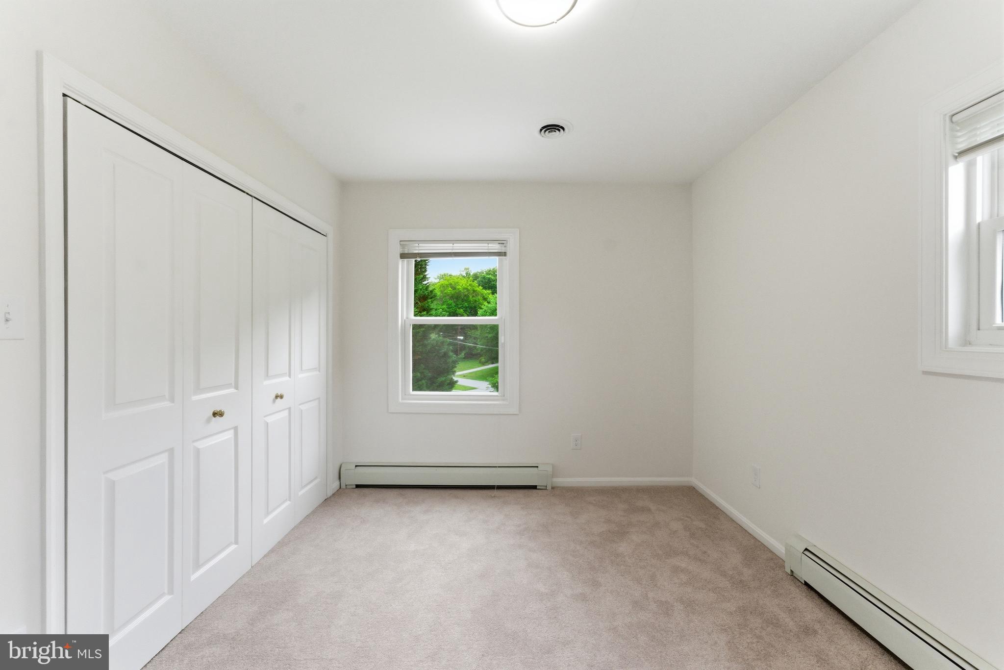 HILLANDALE - Residential