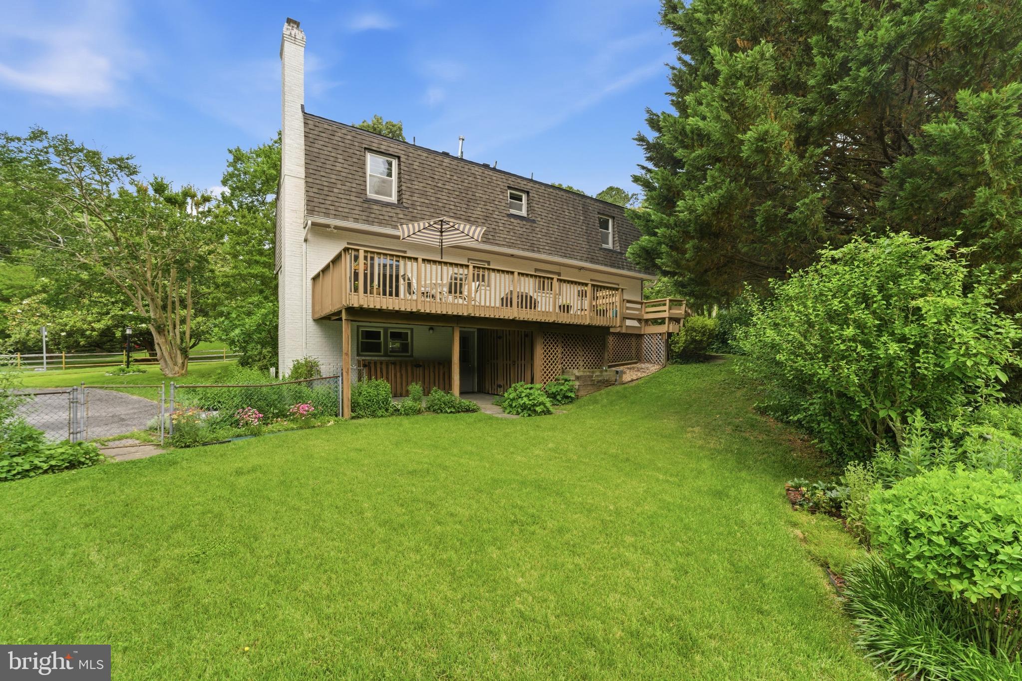 HILLANDALE - Residential