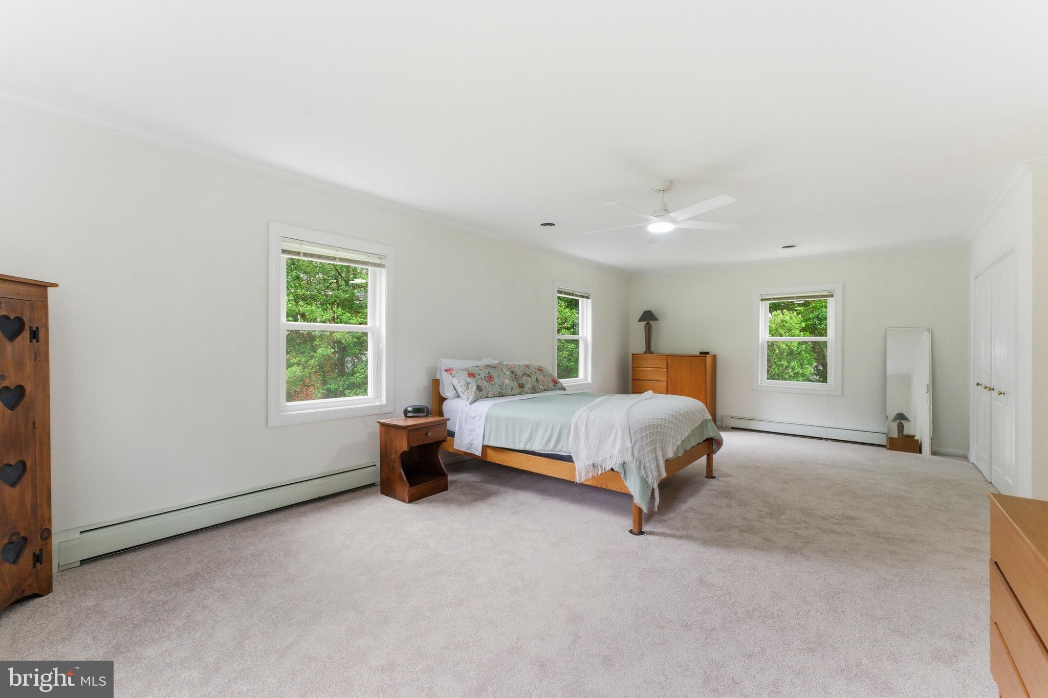 HILLANDALE - Residential