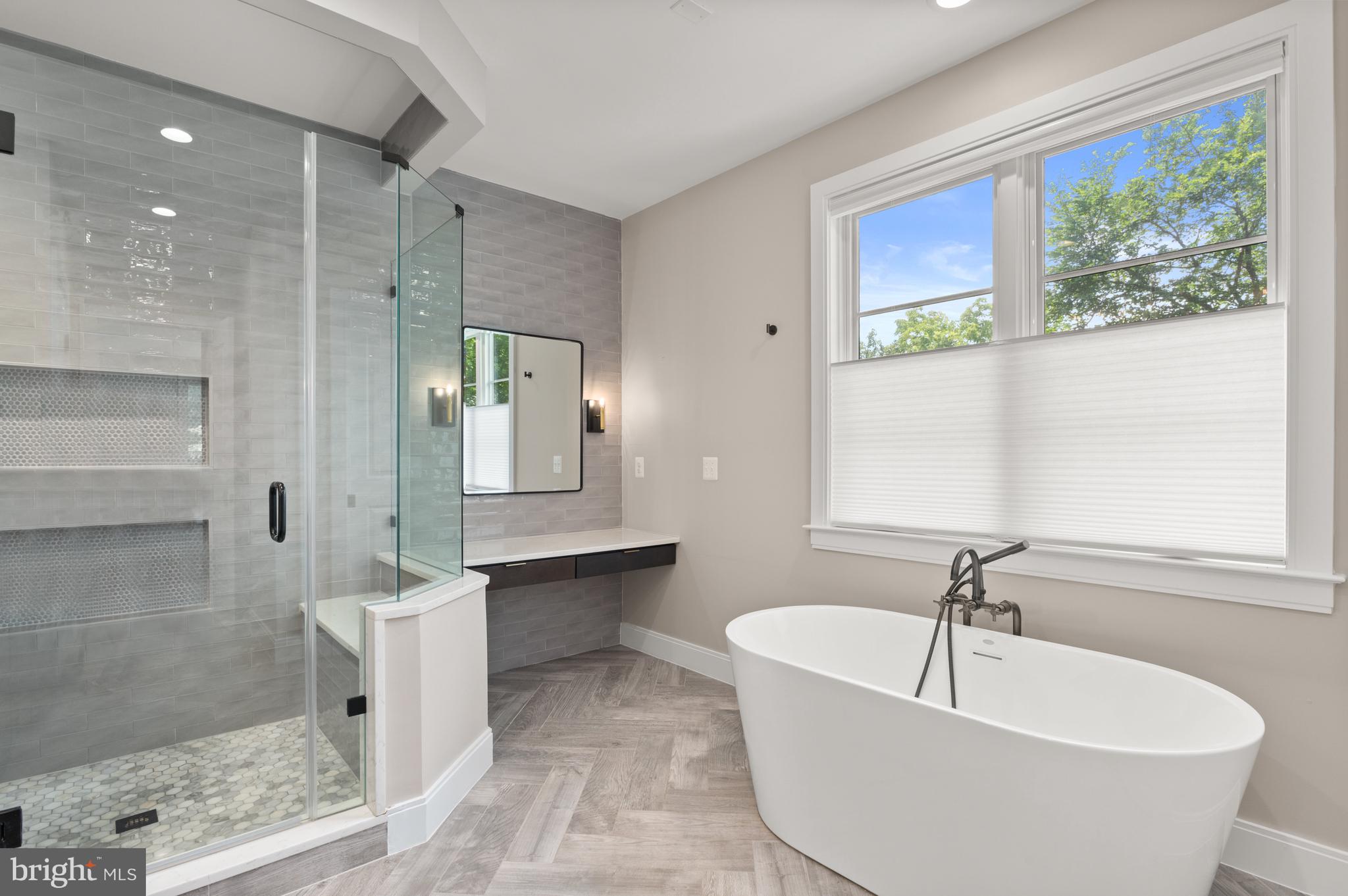 ROOSEVELT PLACE - Residential