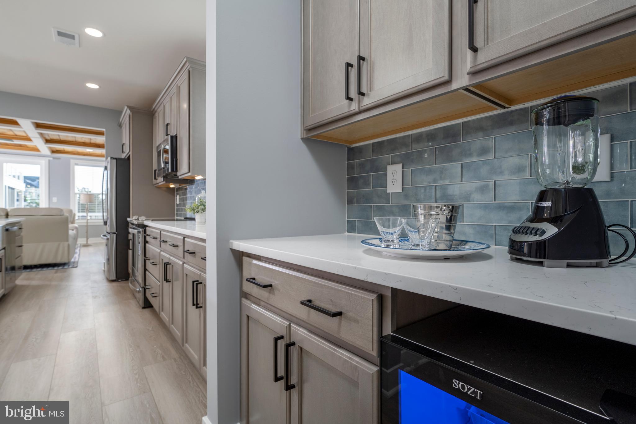 TOWER SHORES - Residential