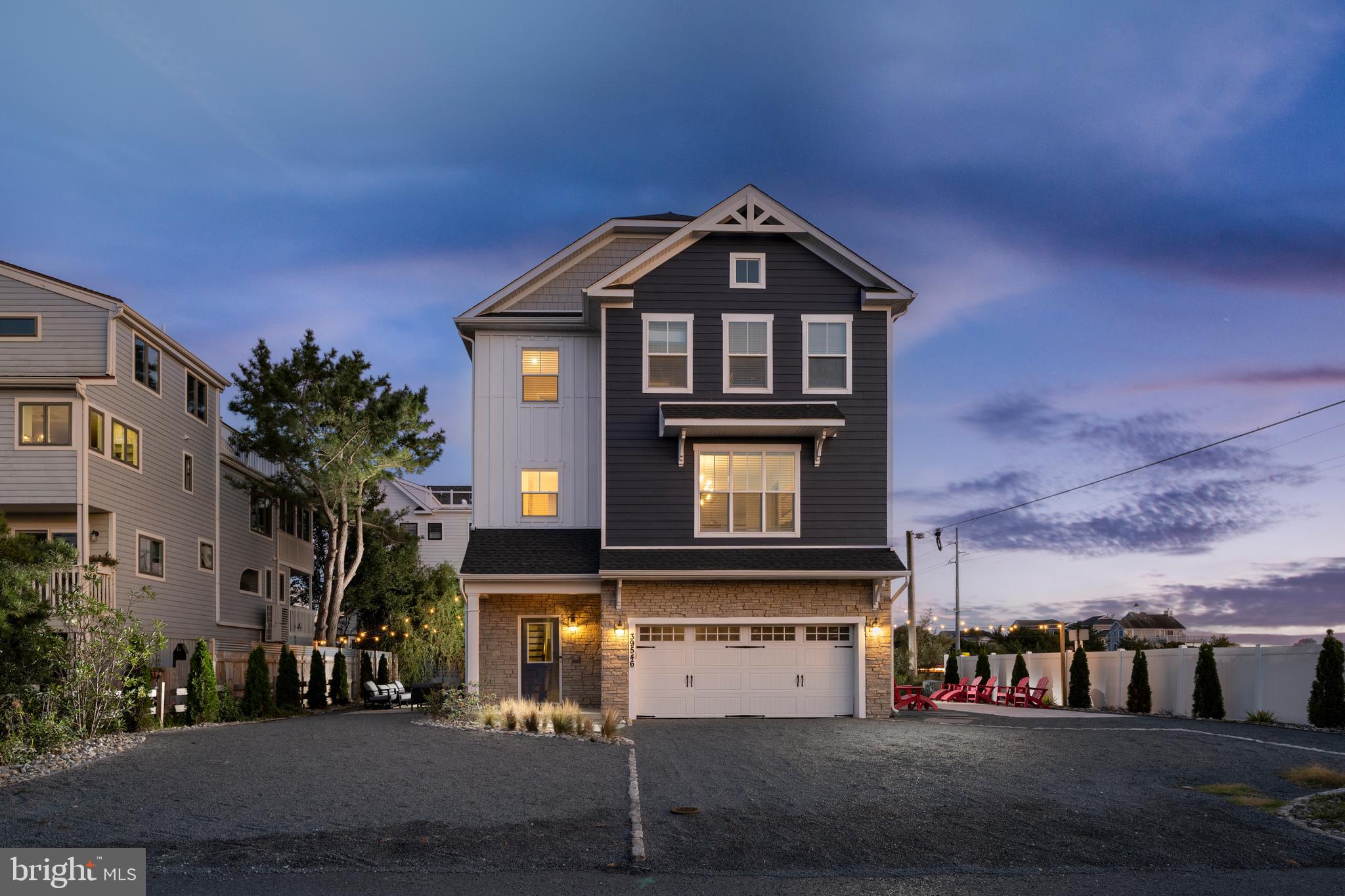 TOWER SHORES - Residential