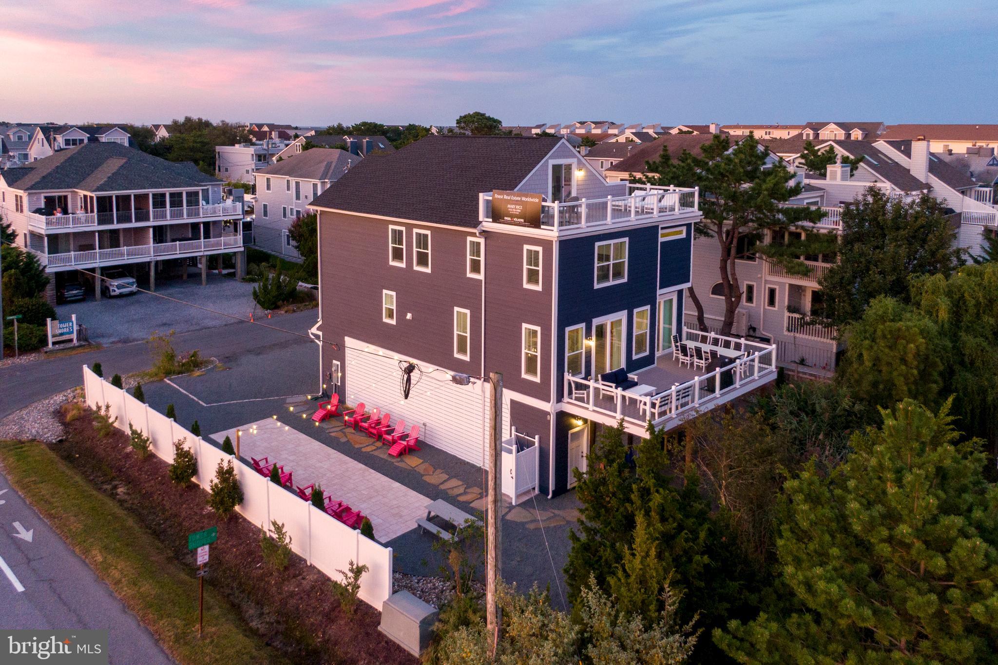TOWER SHORES - Residential