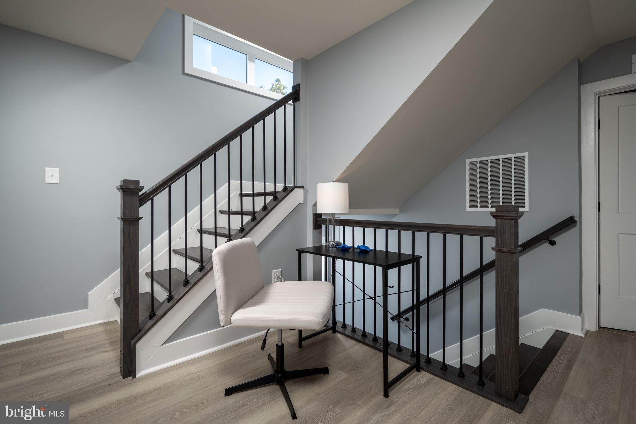 TOWER SHORES - Residential