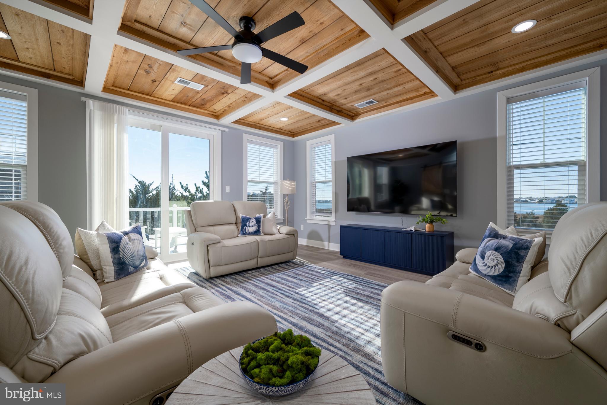 TOWER SHORES - Residential