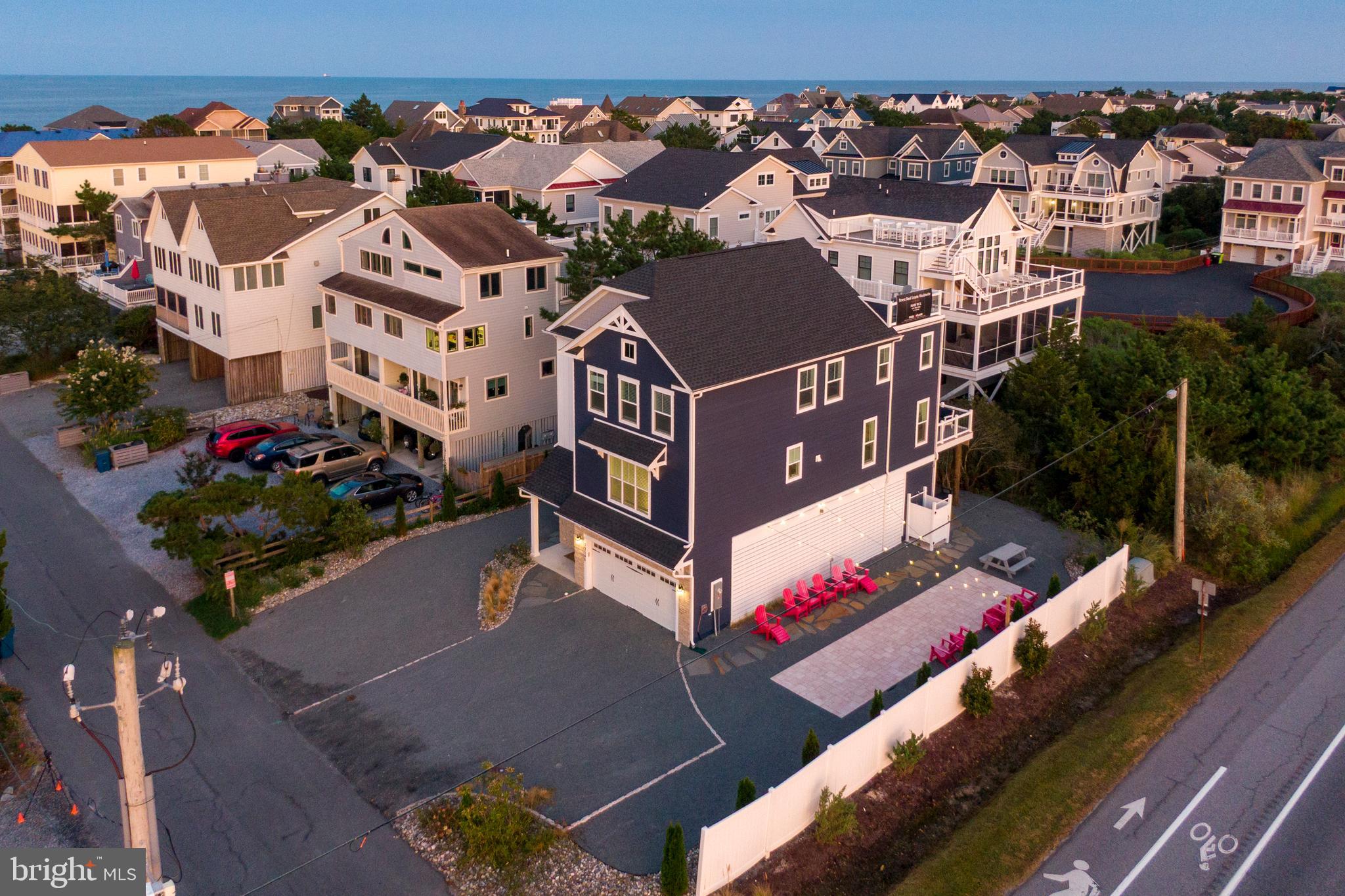TOWER SHORES - Residential