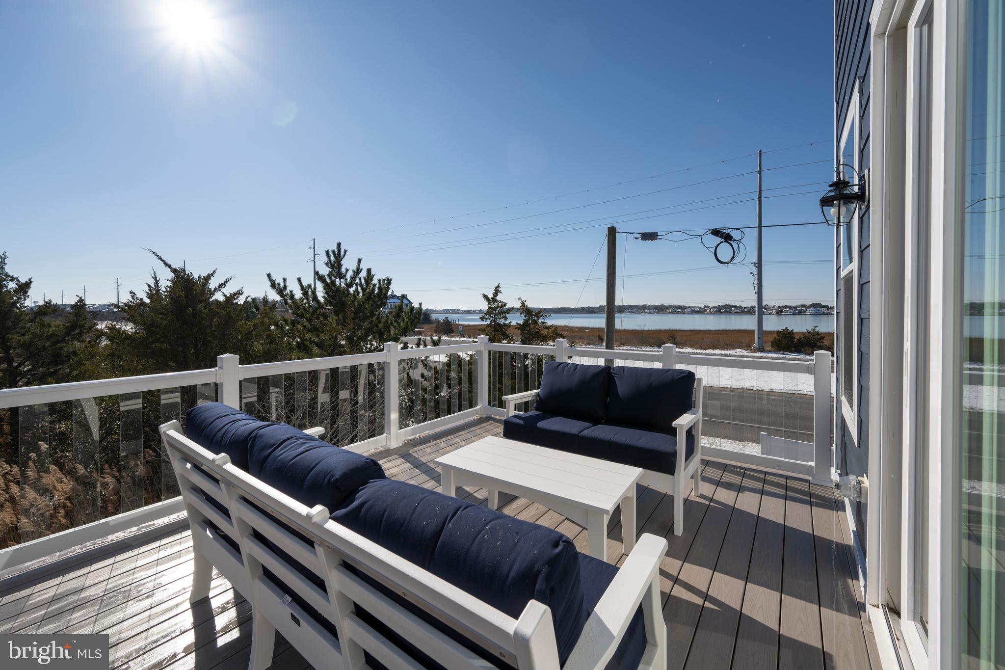TOWER SHORES - Residential