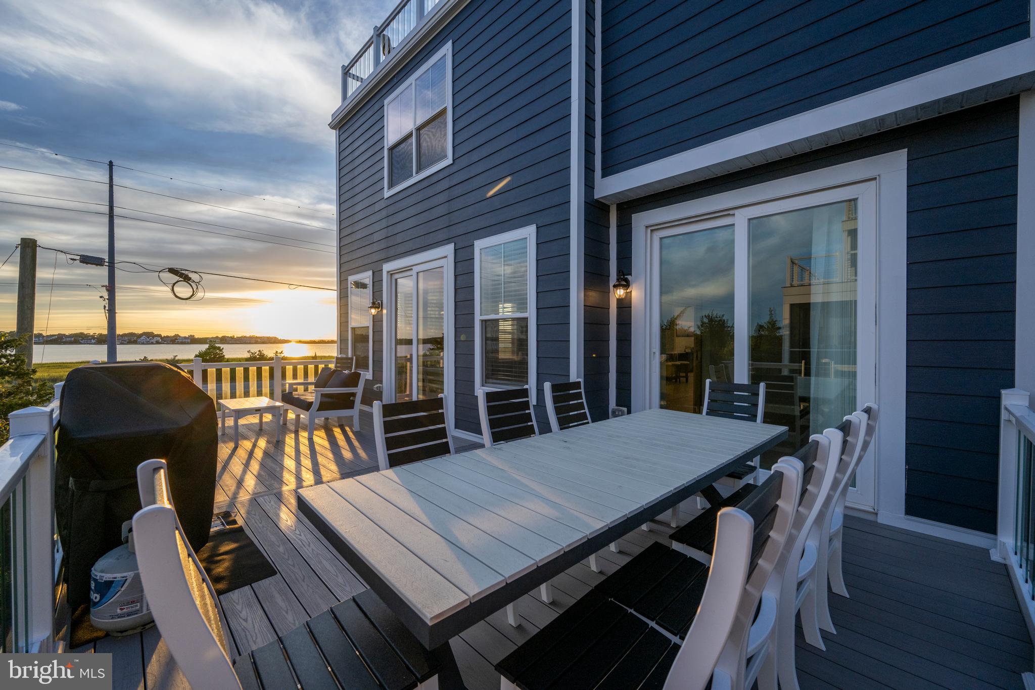 TOWER SHORES - Residential