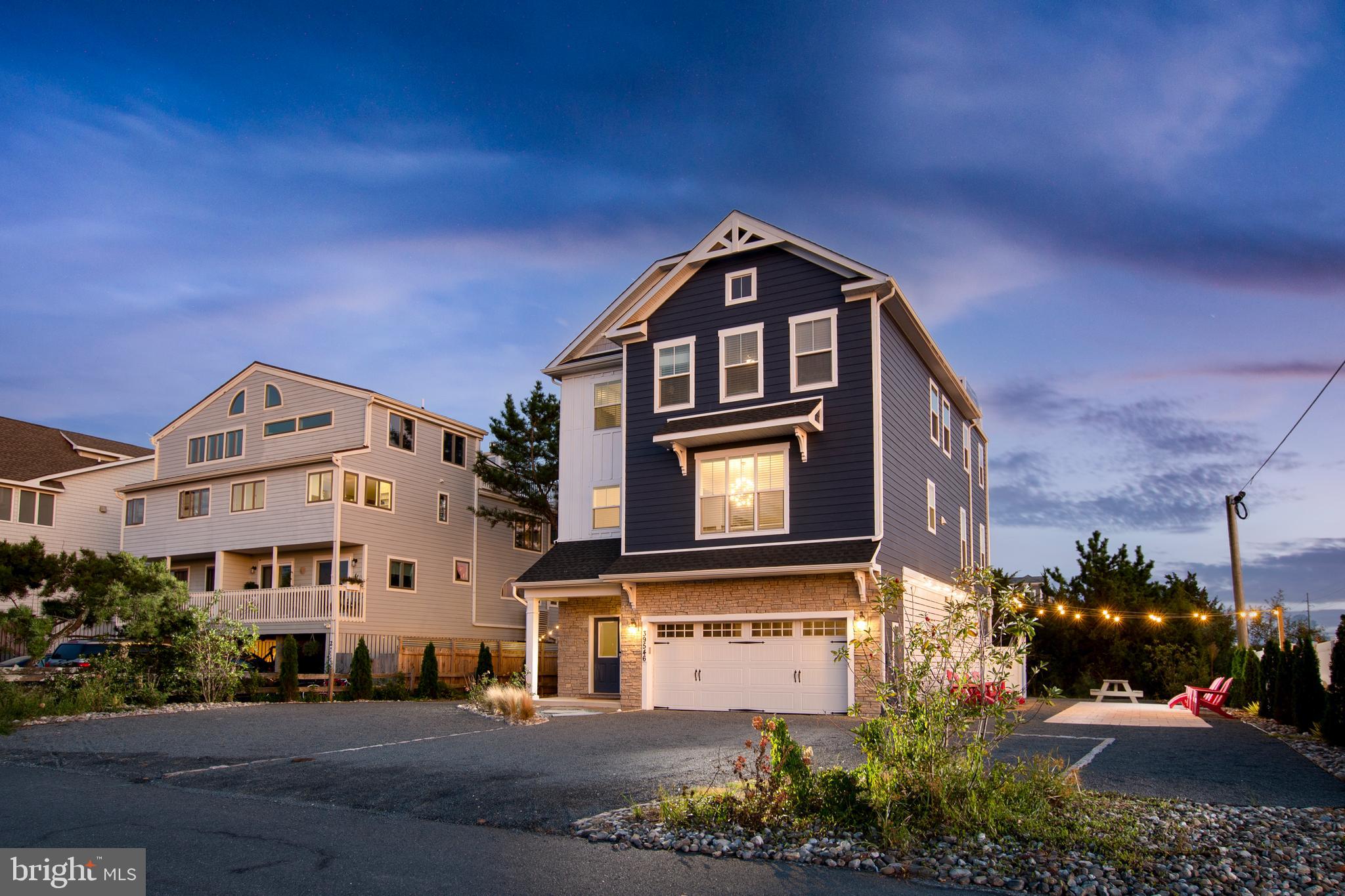 TOWER SHORES - Residential