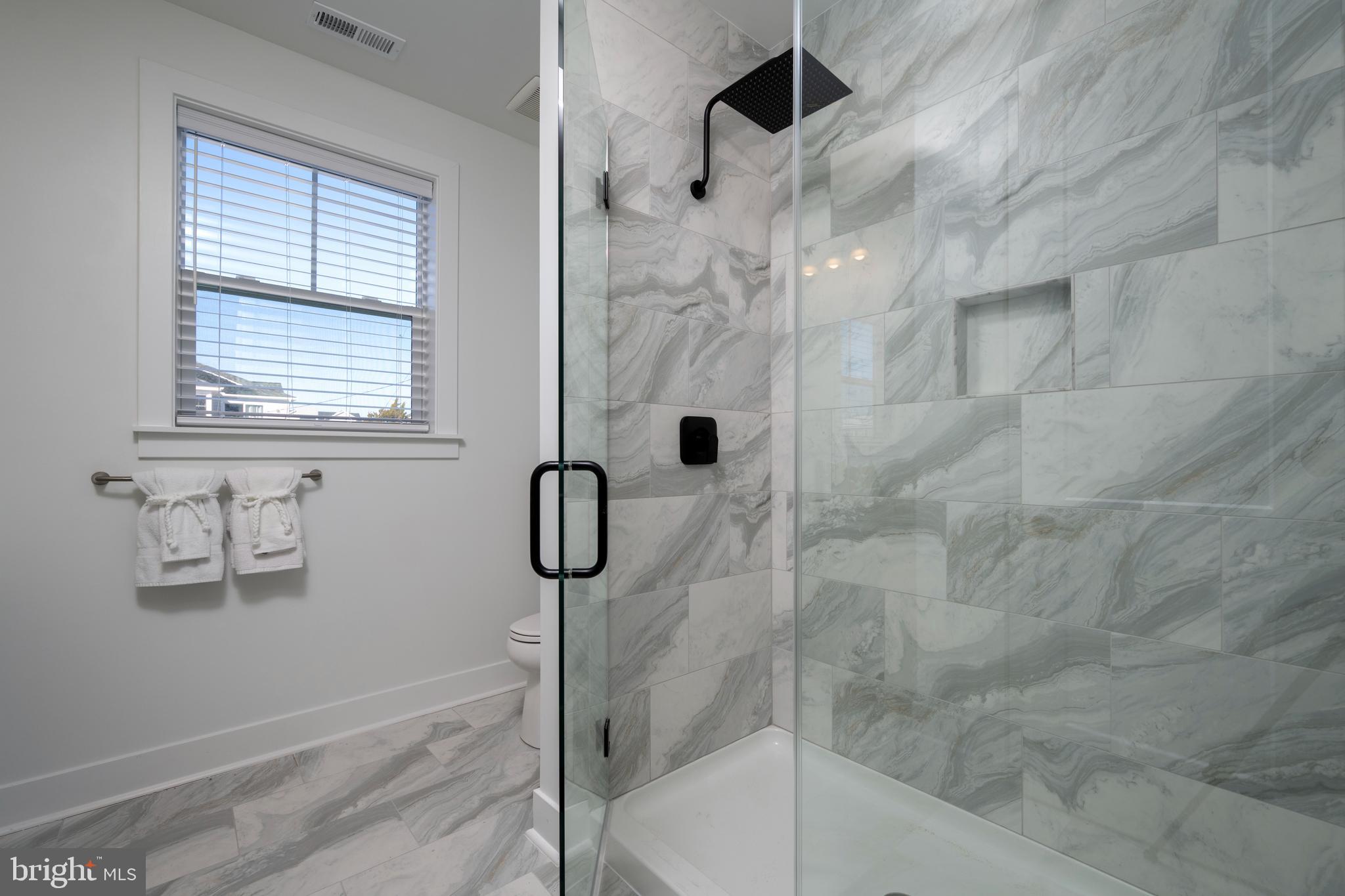 TOWER SHORES - Residential