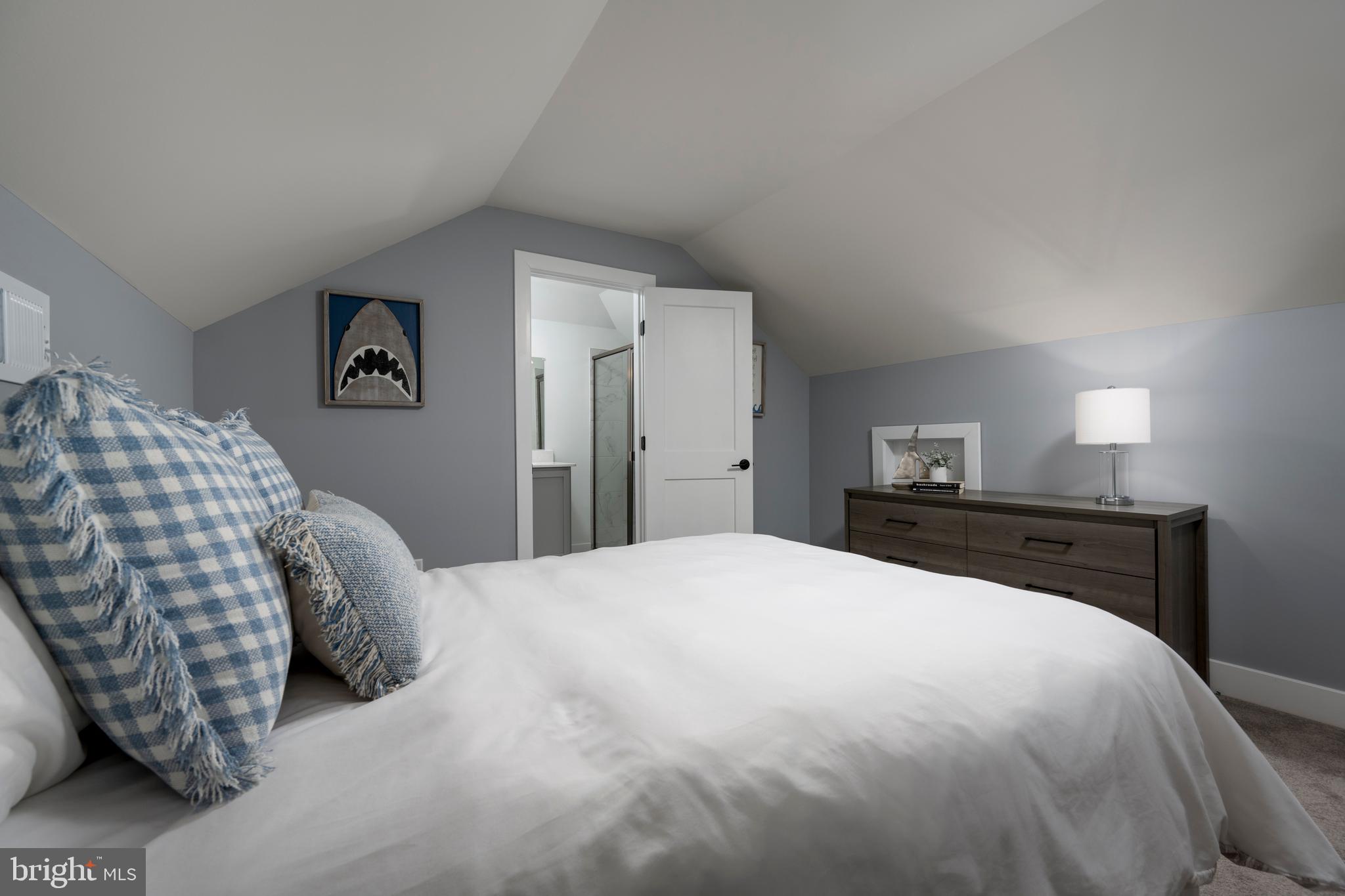 TOWER SHORES - Residential