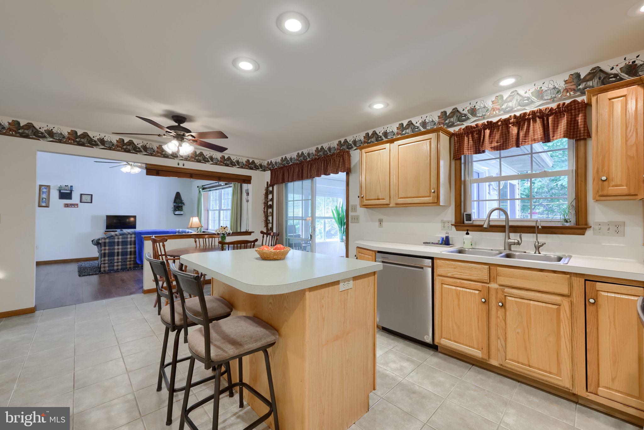 FIVEPOINTVILLE - Residential