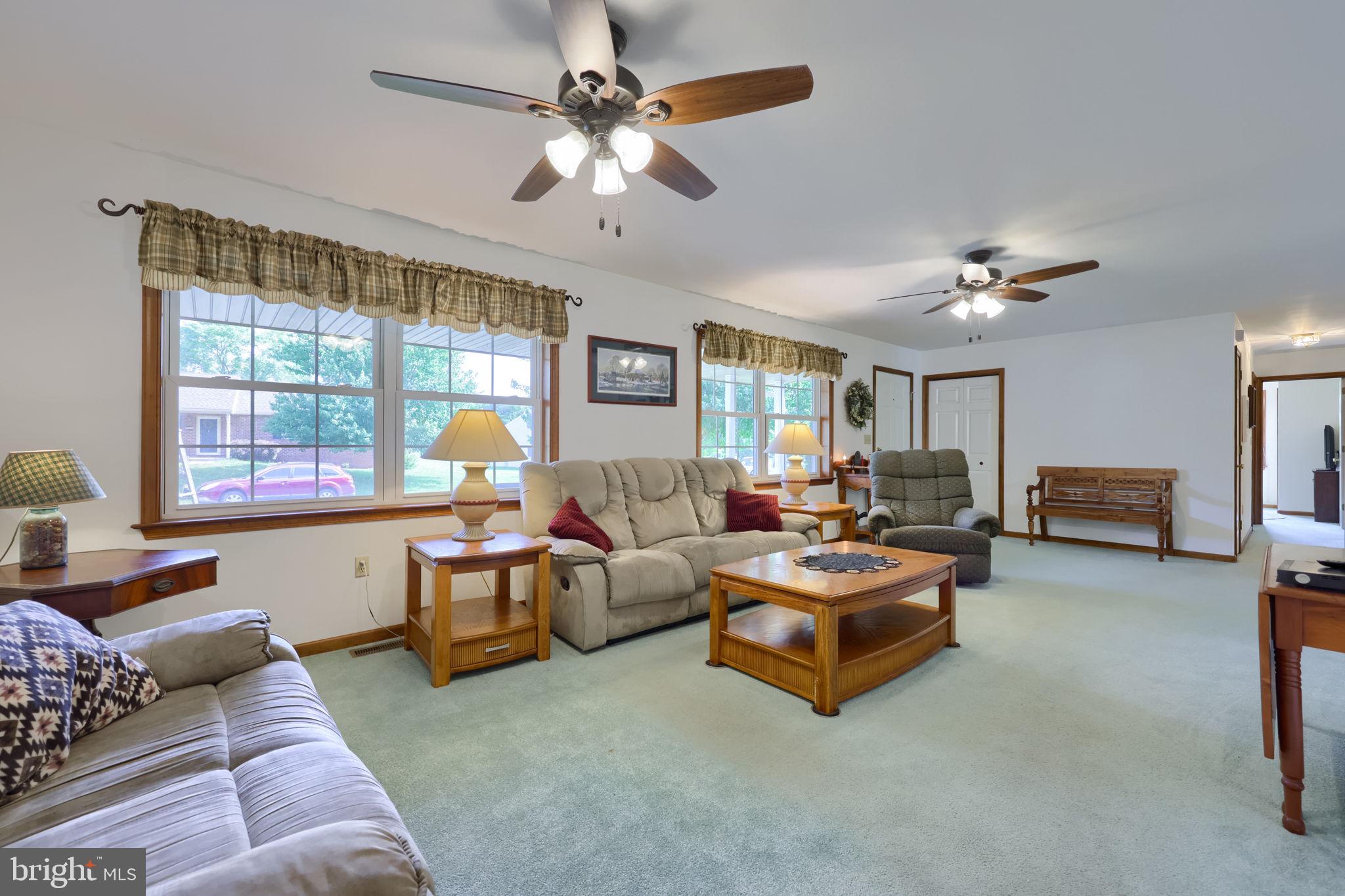 FIVEPOINTVILLE - Residential