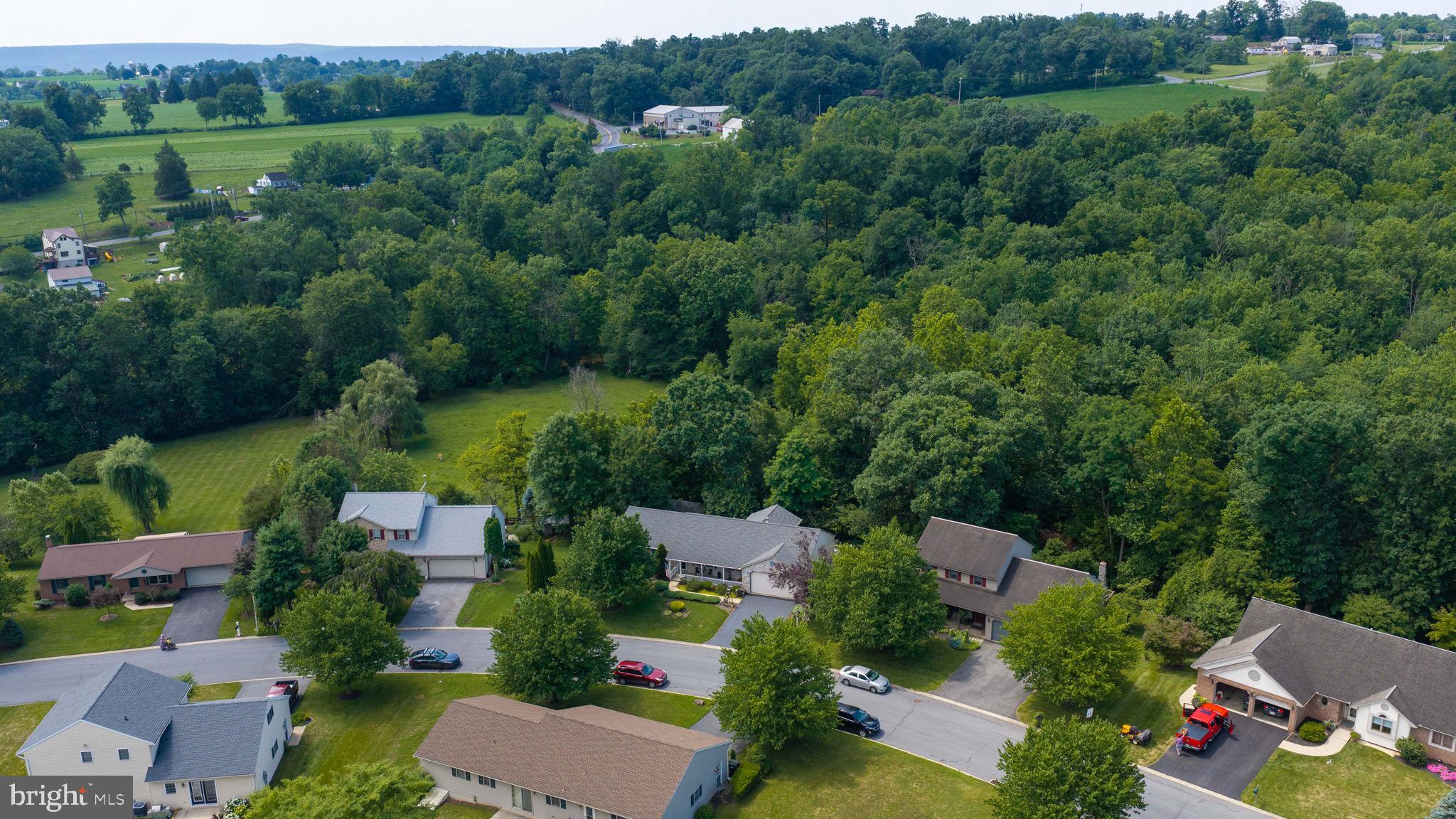 FIVEPOINTVILLE - Residential