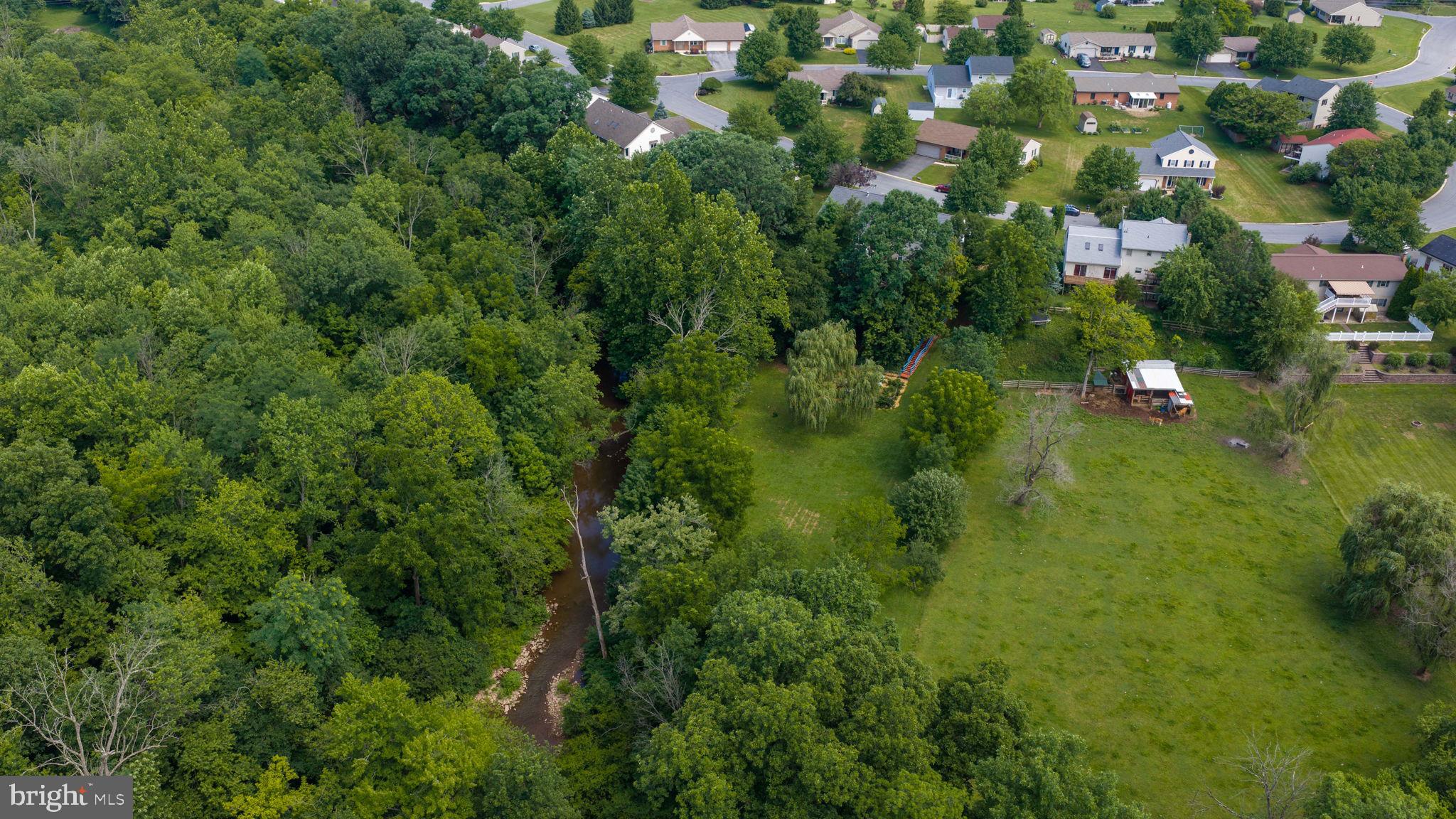 FIVEPOINTVILLE - Residential