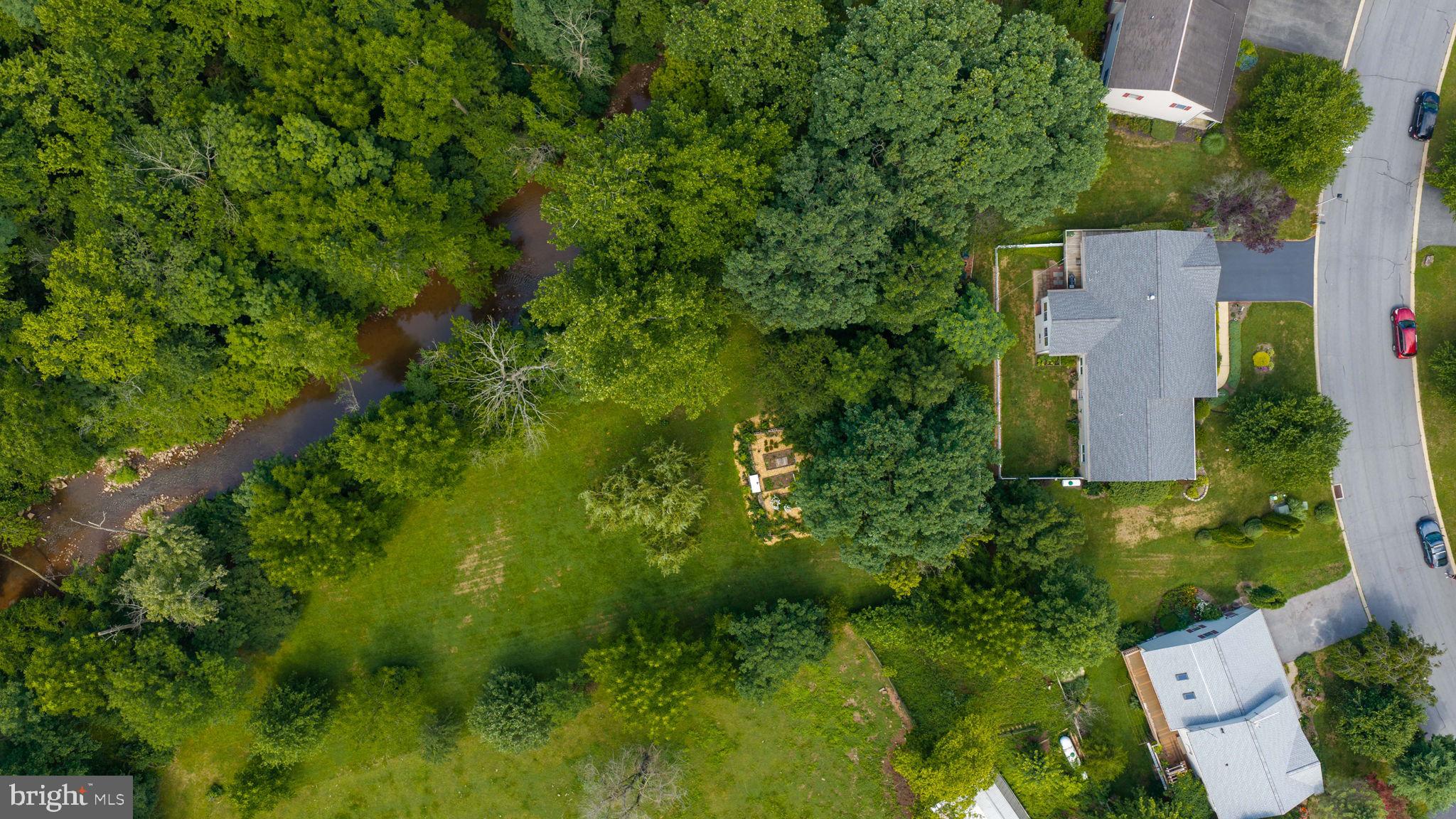 FIVEPOINTVILLE - Residential