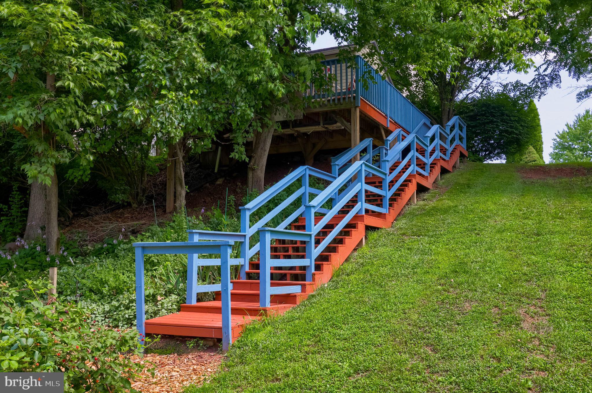 FIVEPOINTVILLE - Residential
