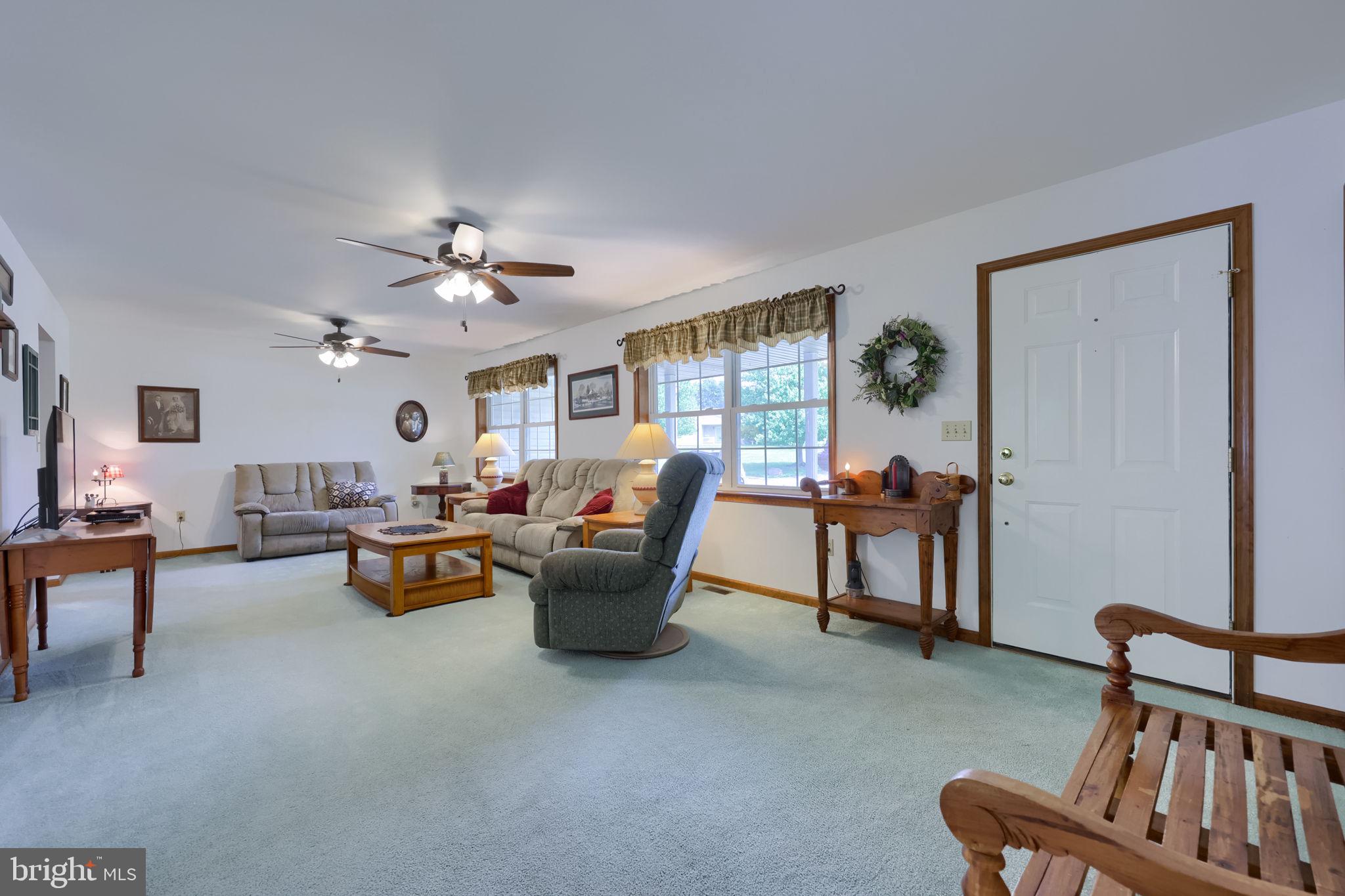 FIVEPOINTVILLE - Residential