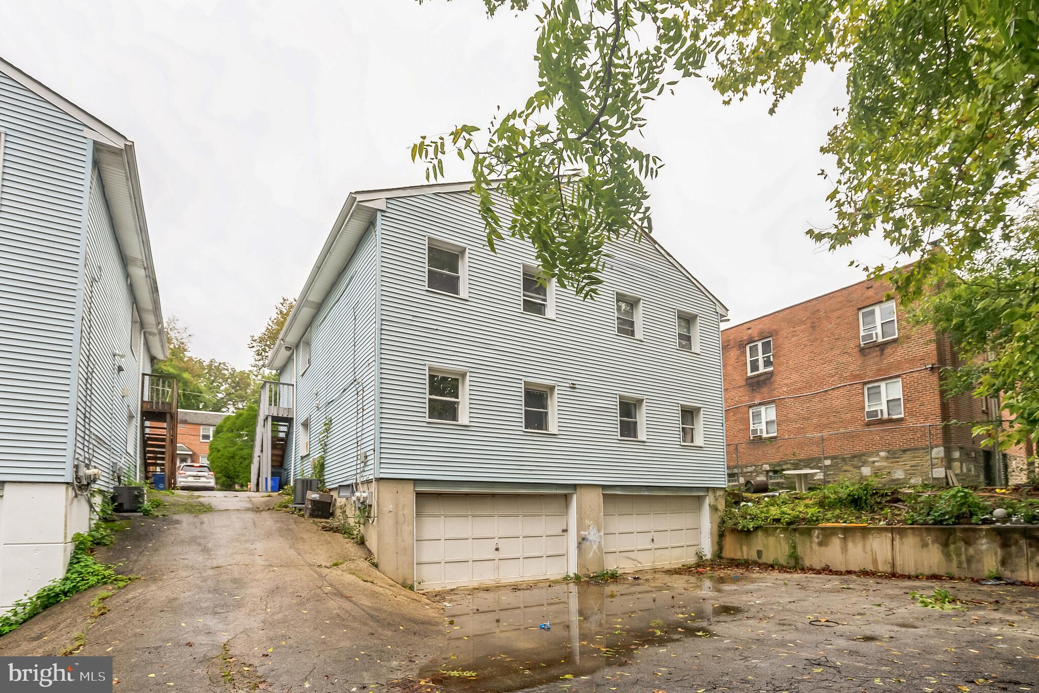 LAWNDALE - Residential Income