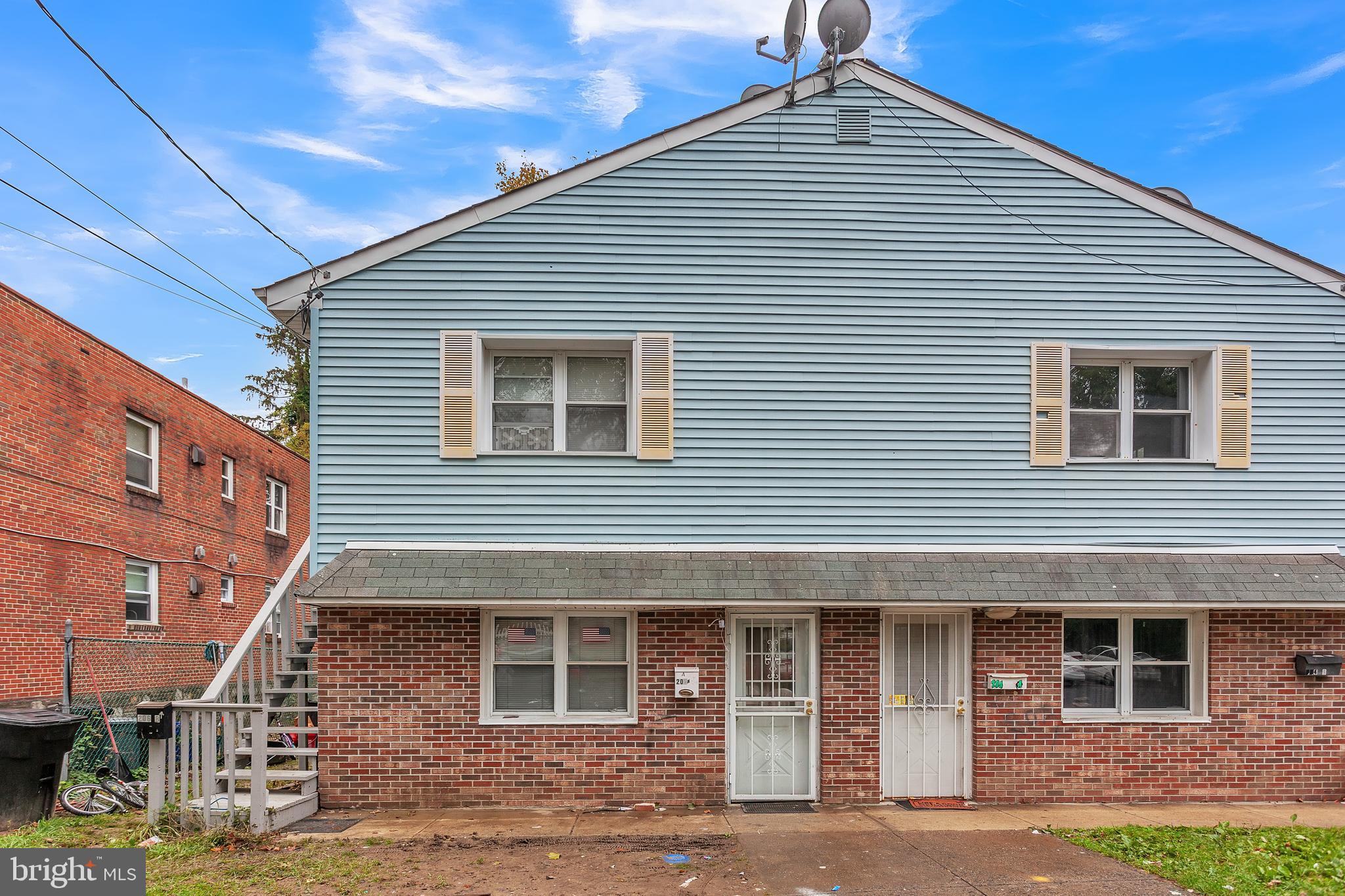 LAWNDALE - Residential Income