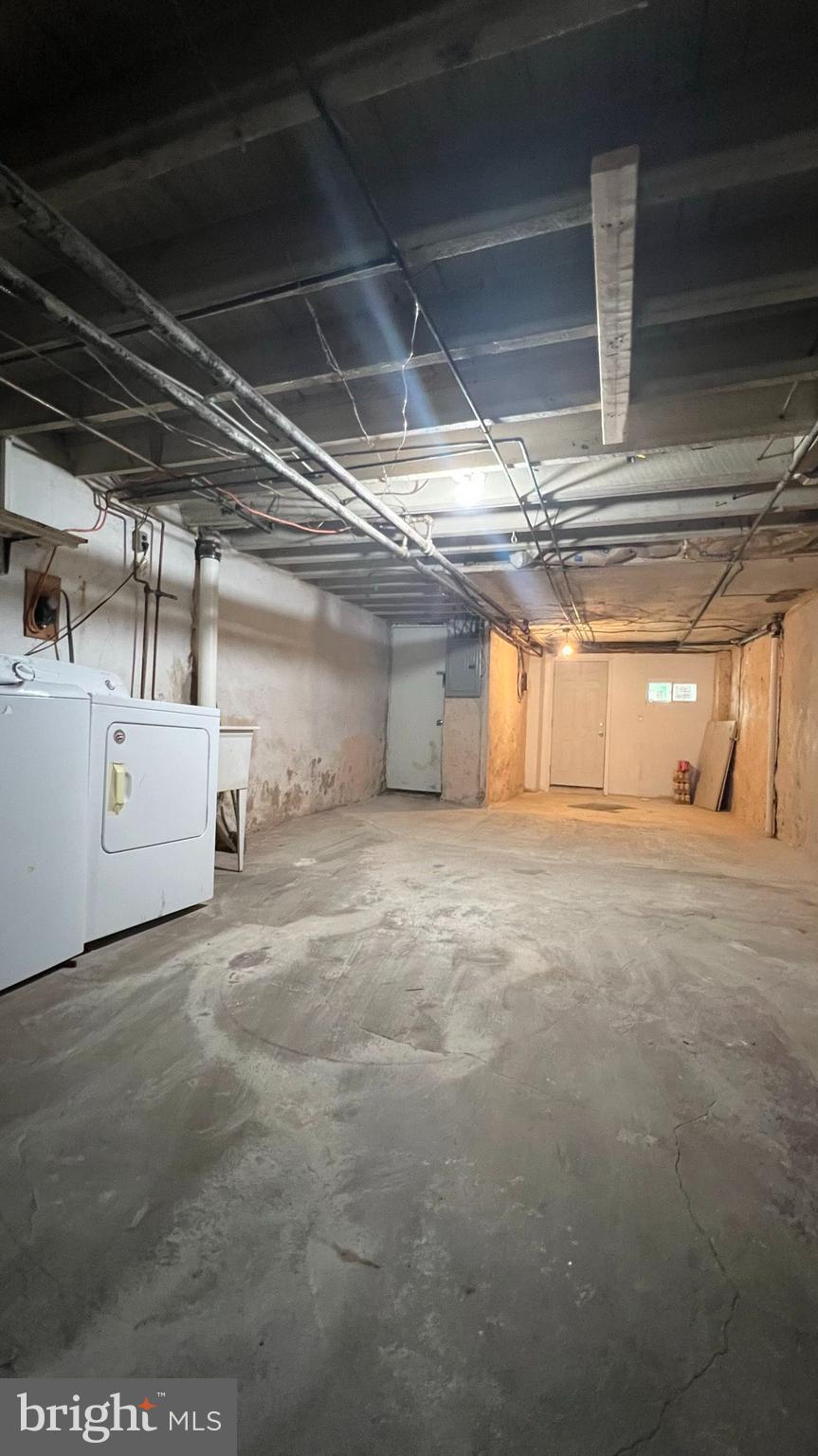 PHILADELPHIA (NORTHEAST) - Residential