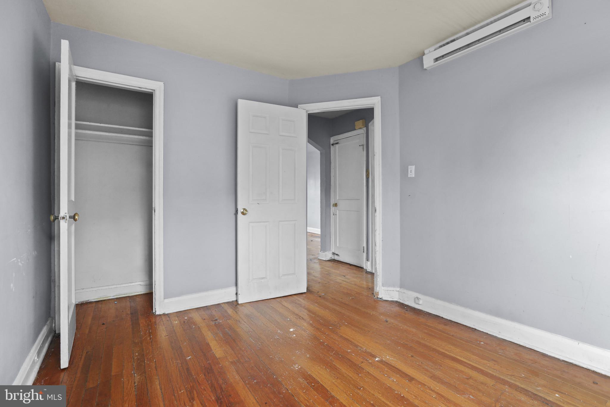 WEST FOREST PARK - Residential