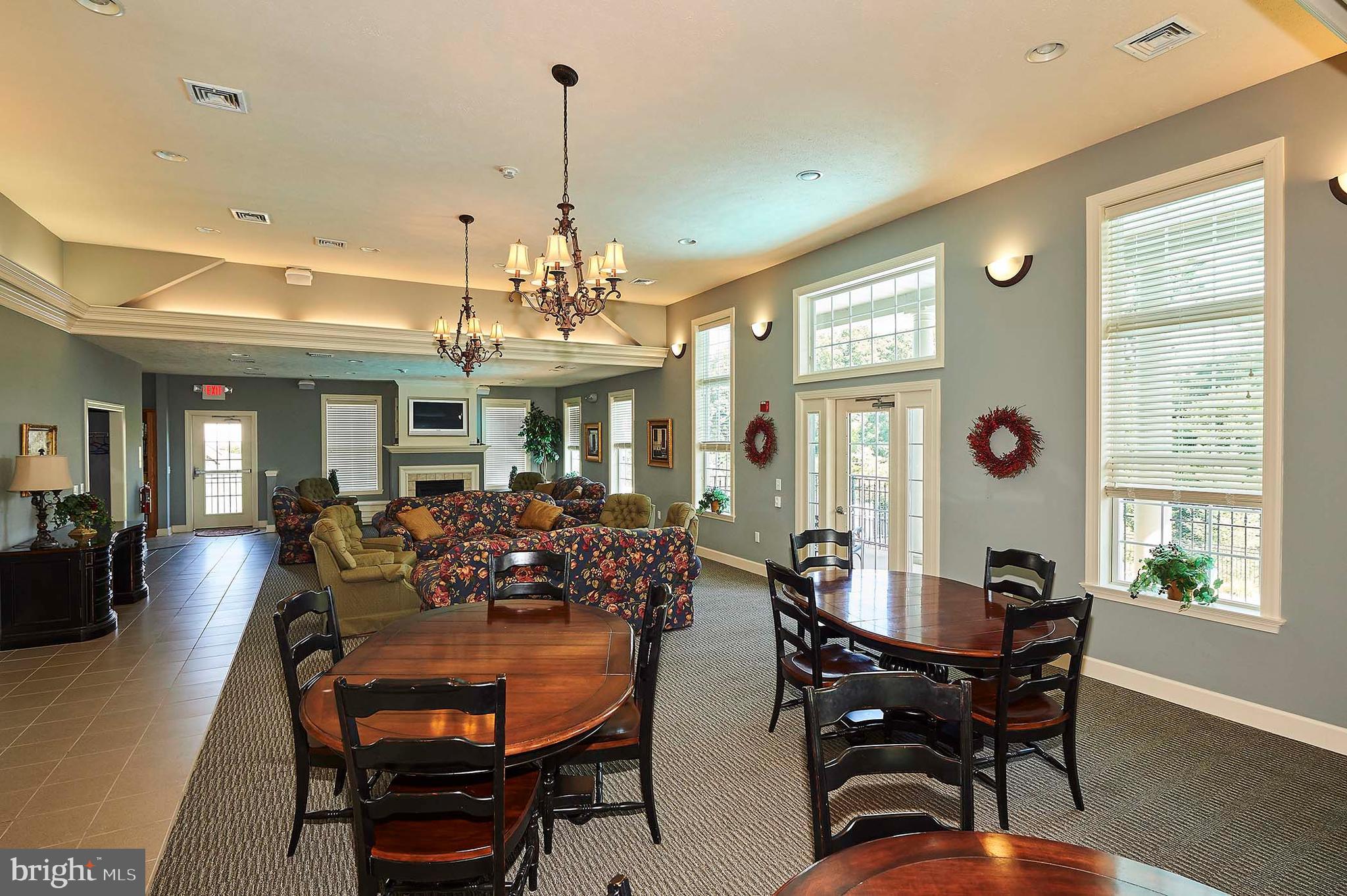 HOMECOMING RIDGE LL - Residential