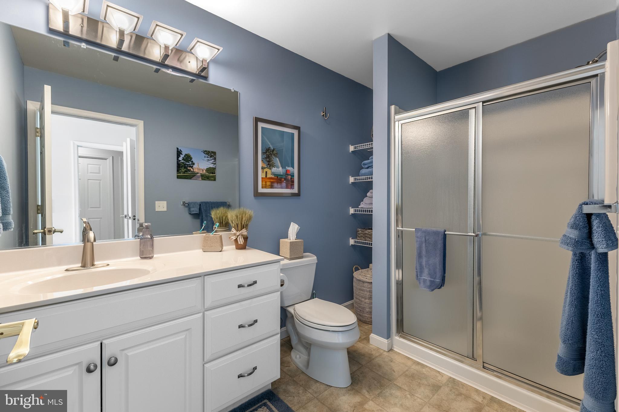 HOMECOMING RIDGE LL - Residential