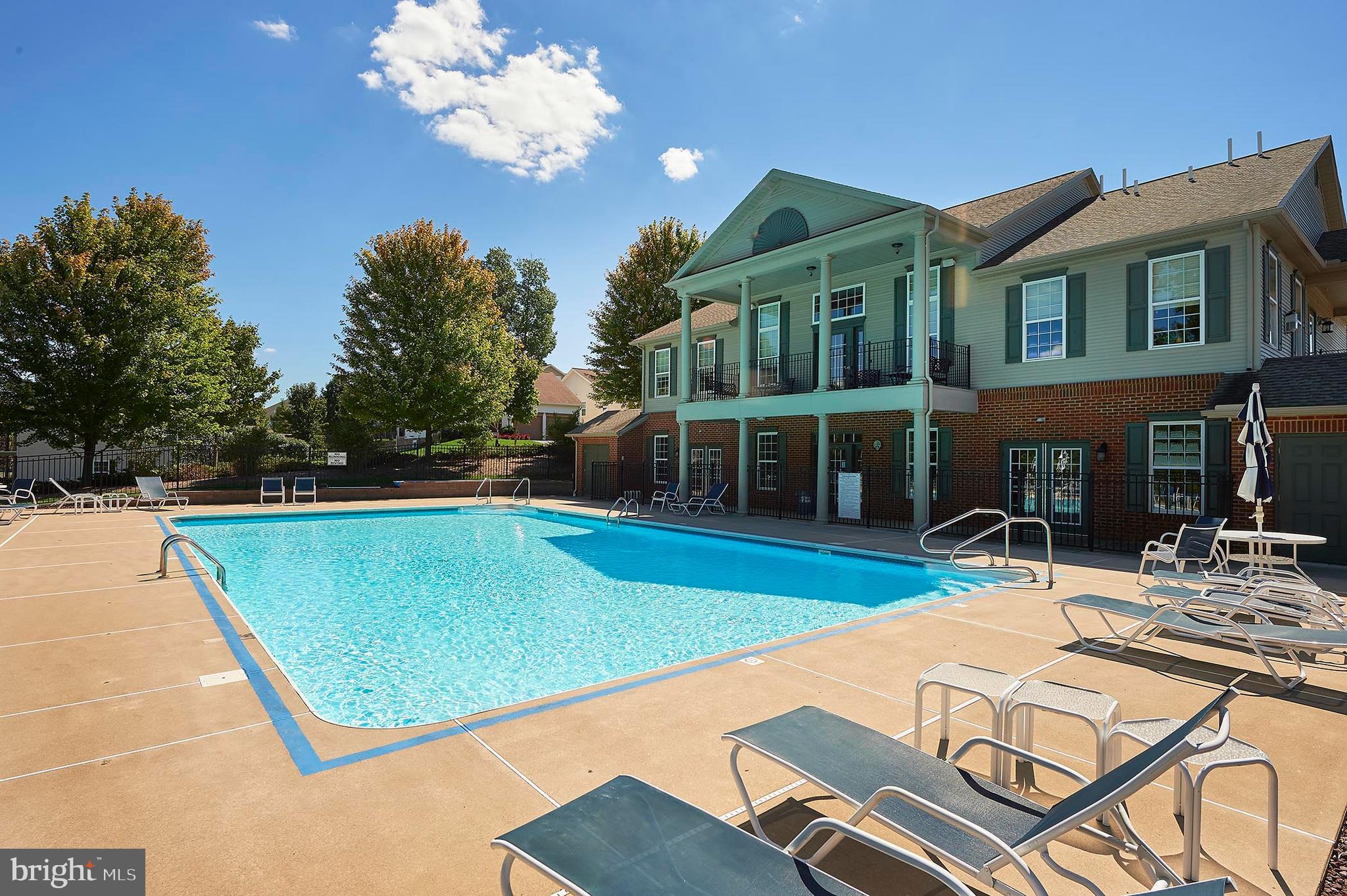 HOMECOMING RIDGE LL - Residential
