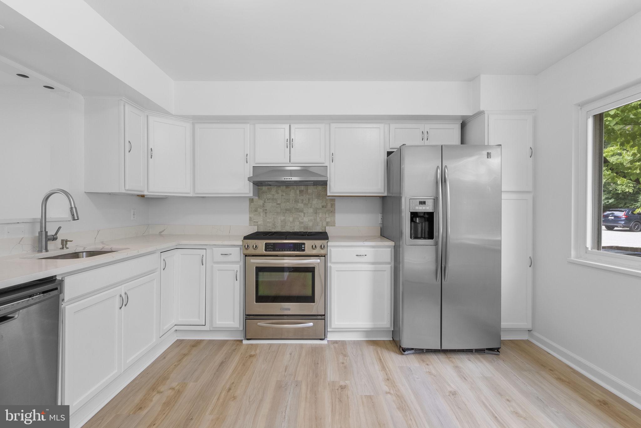 NEW MARK COMMONS - Residential