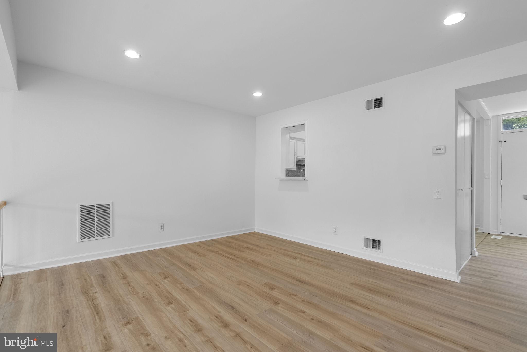 NEW MARK COMMONS - Residential