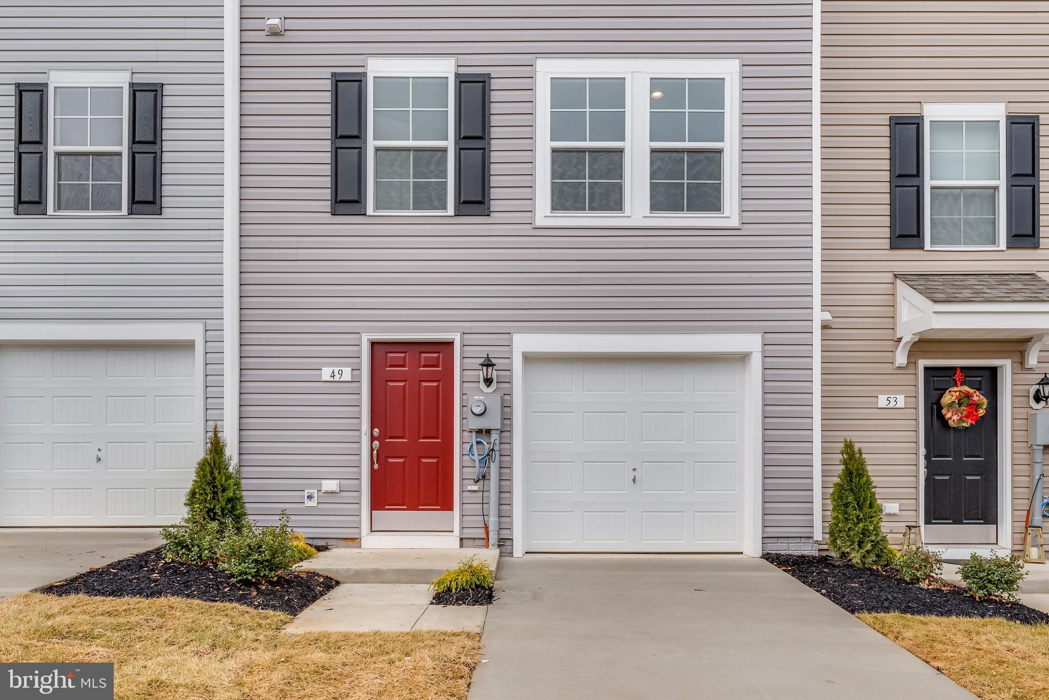 ARCHERS ROCK - Residential Lease