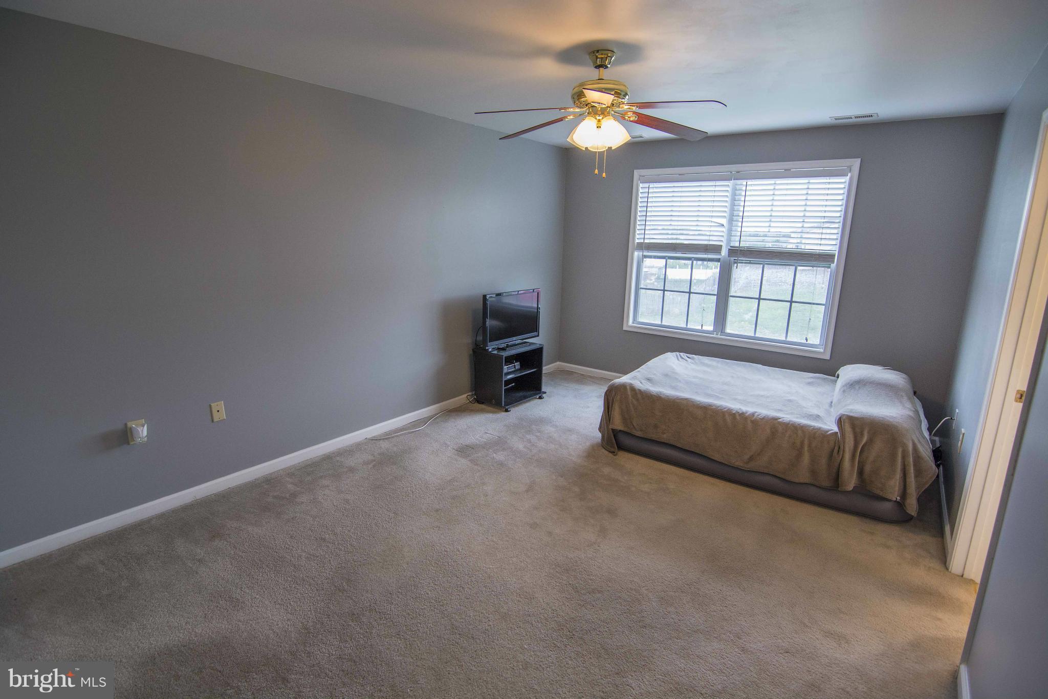 INWOOD MEADOWS - Residential